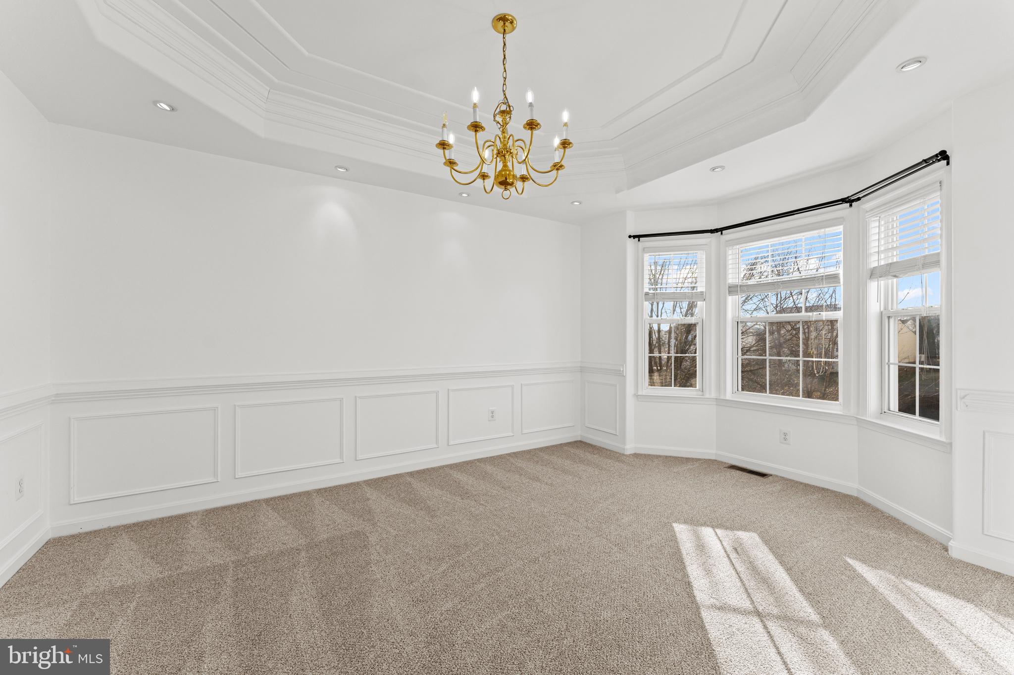 REDWOOD LAKES - Residential