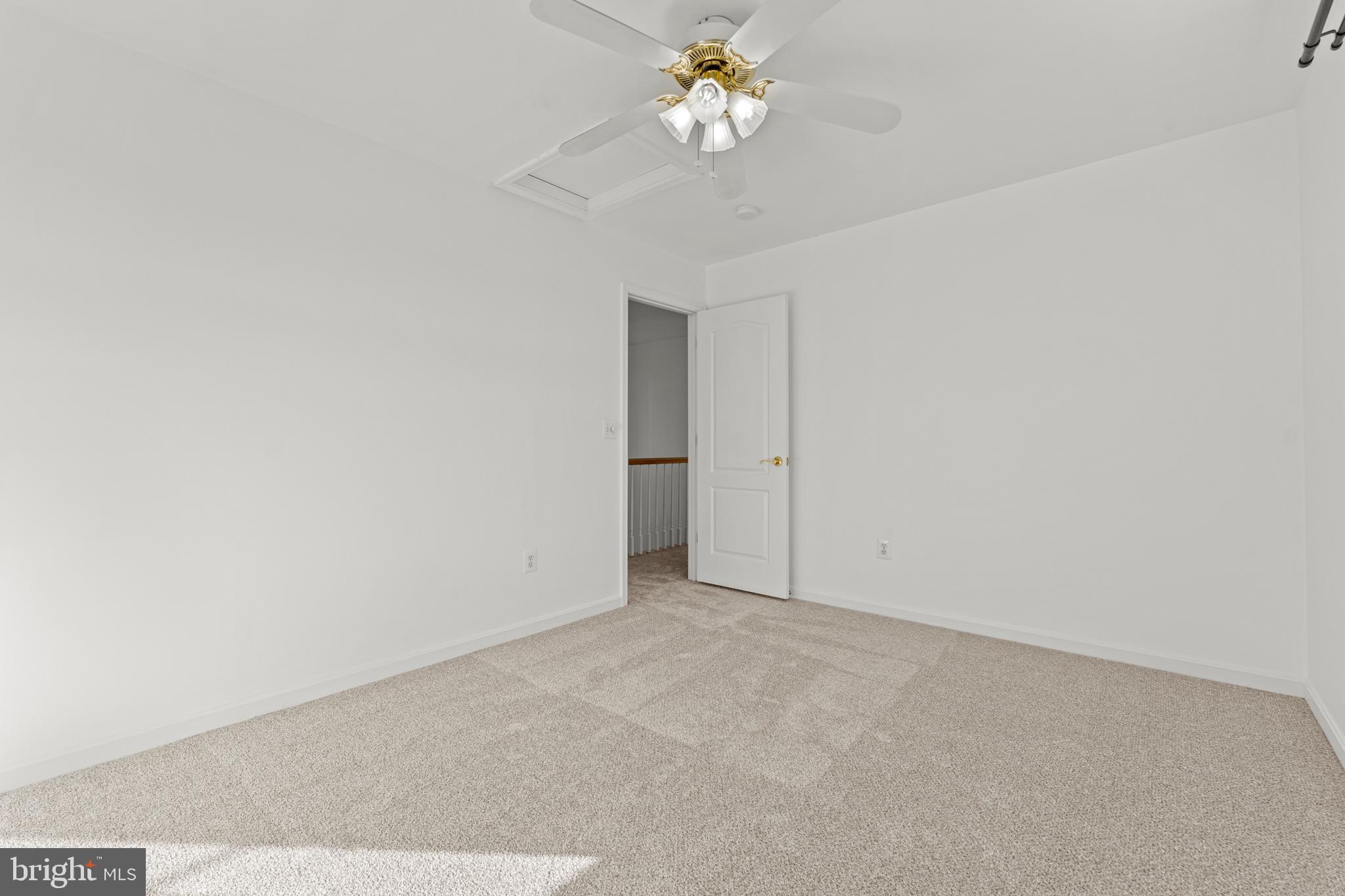 REDWOOD LAKES - Residential