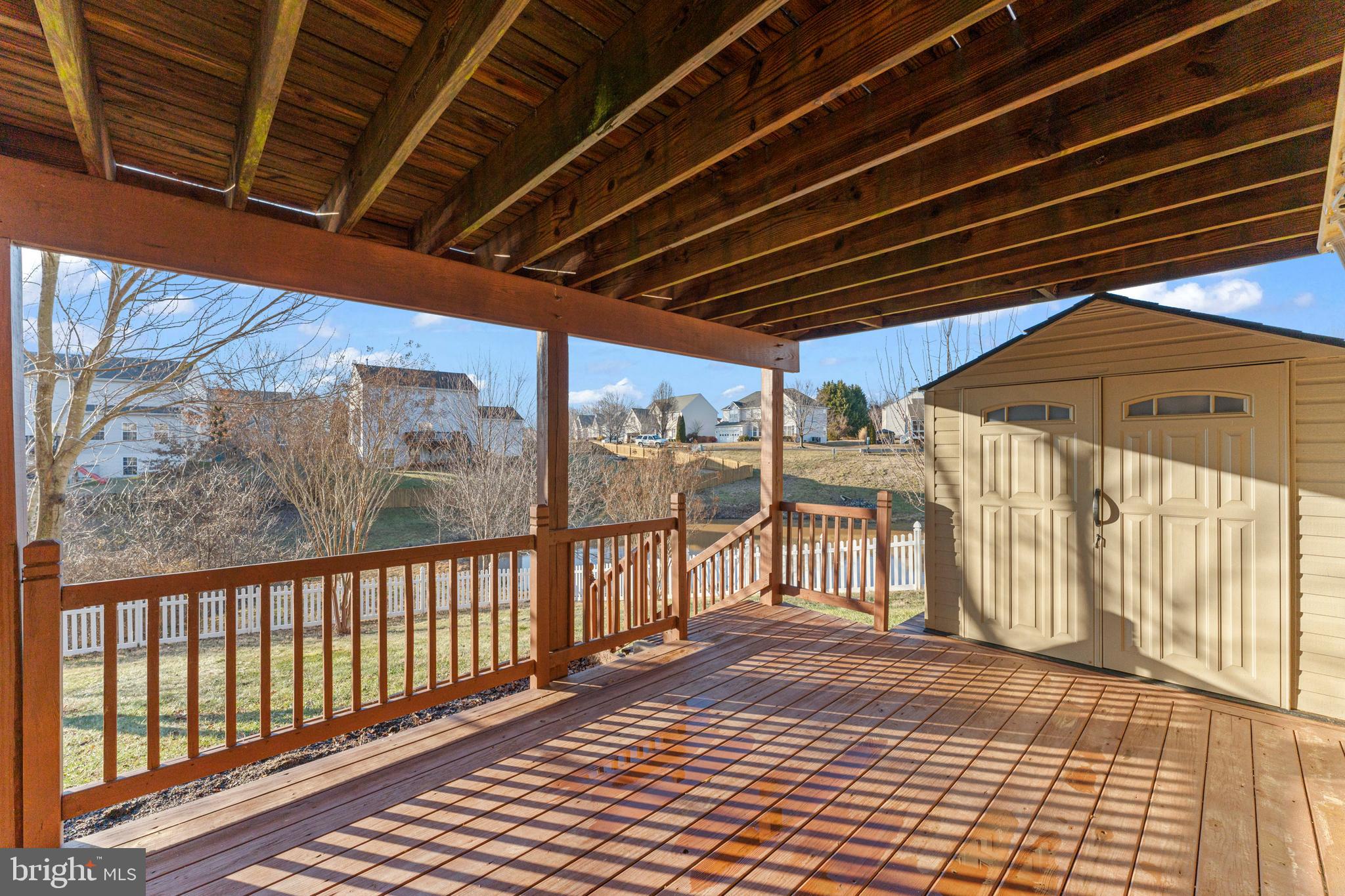 REDWOOD LAKES - Residential