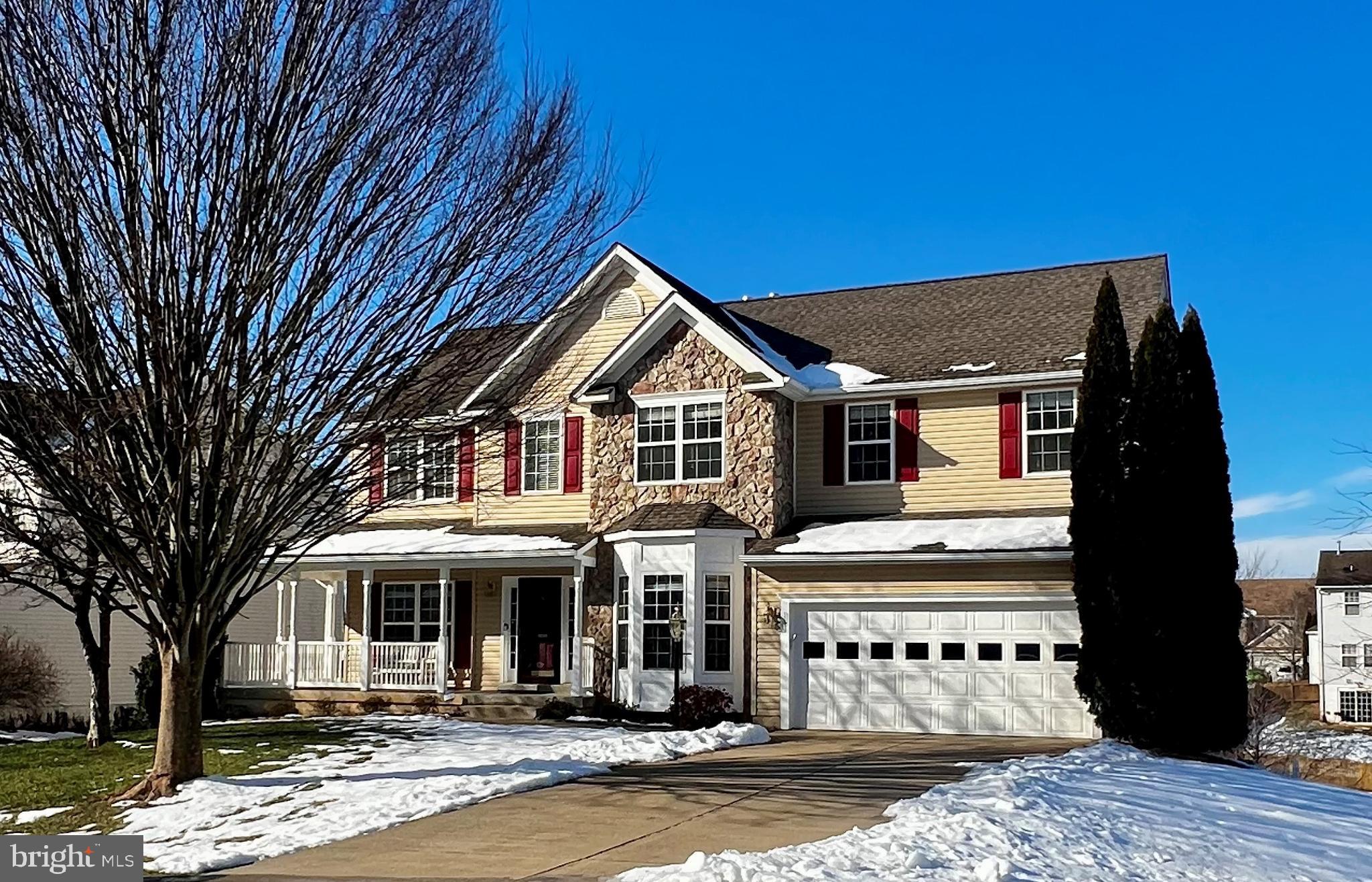 REDWOOD LAKES - Residential