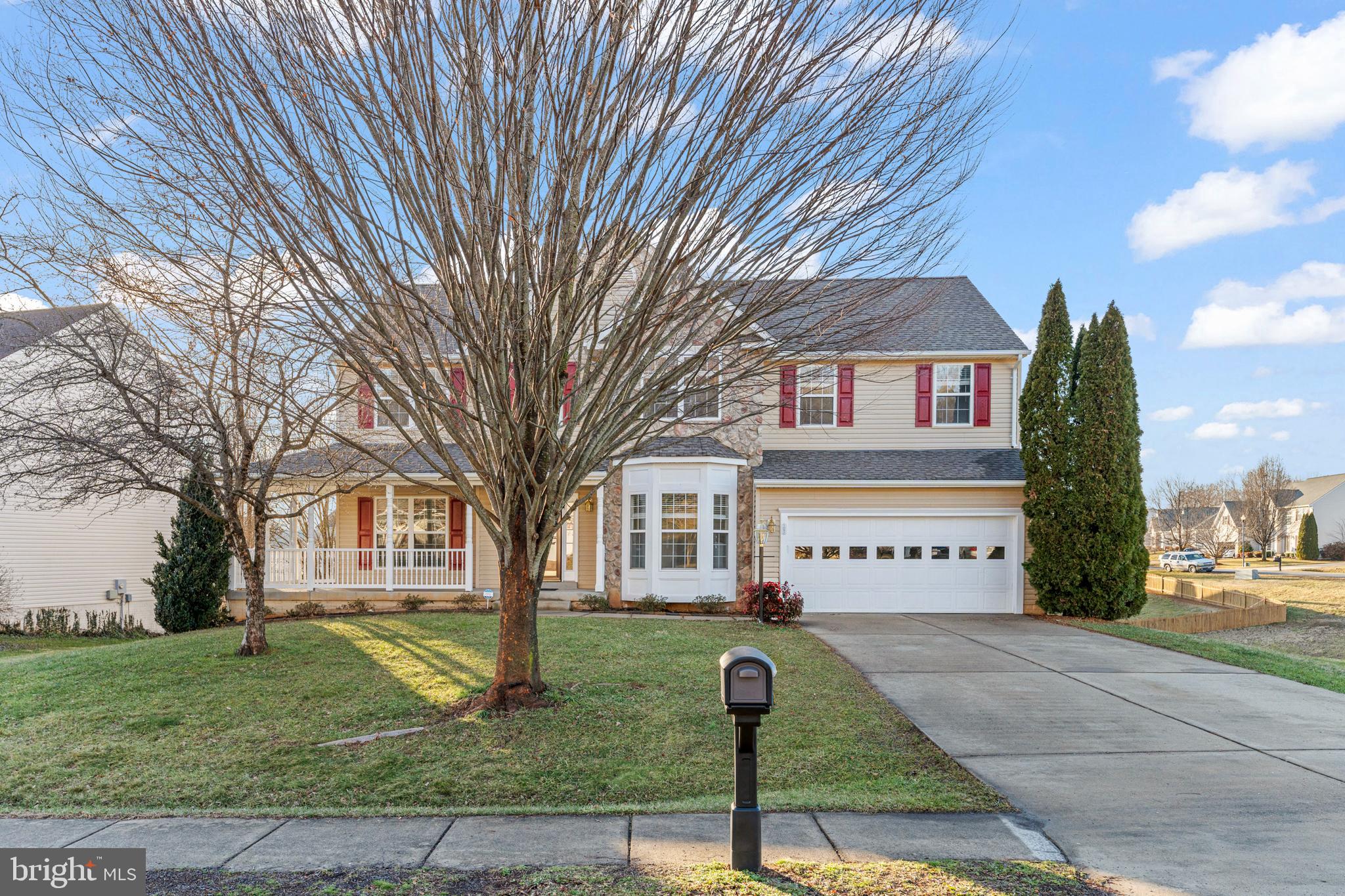 REDWOOD LAKES - Residential