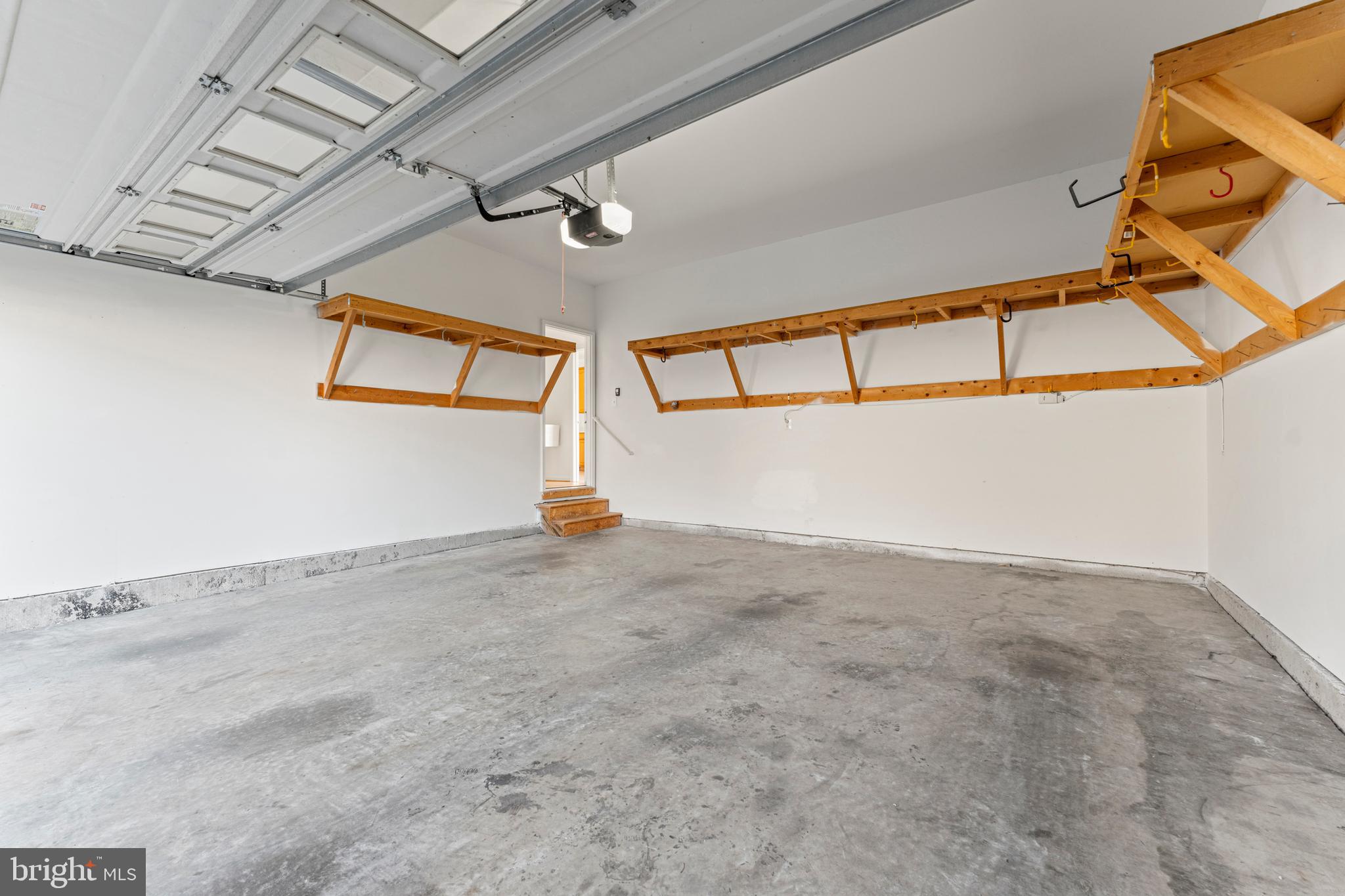 REDWOOD LAKES - Residential