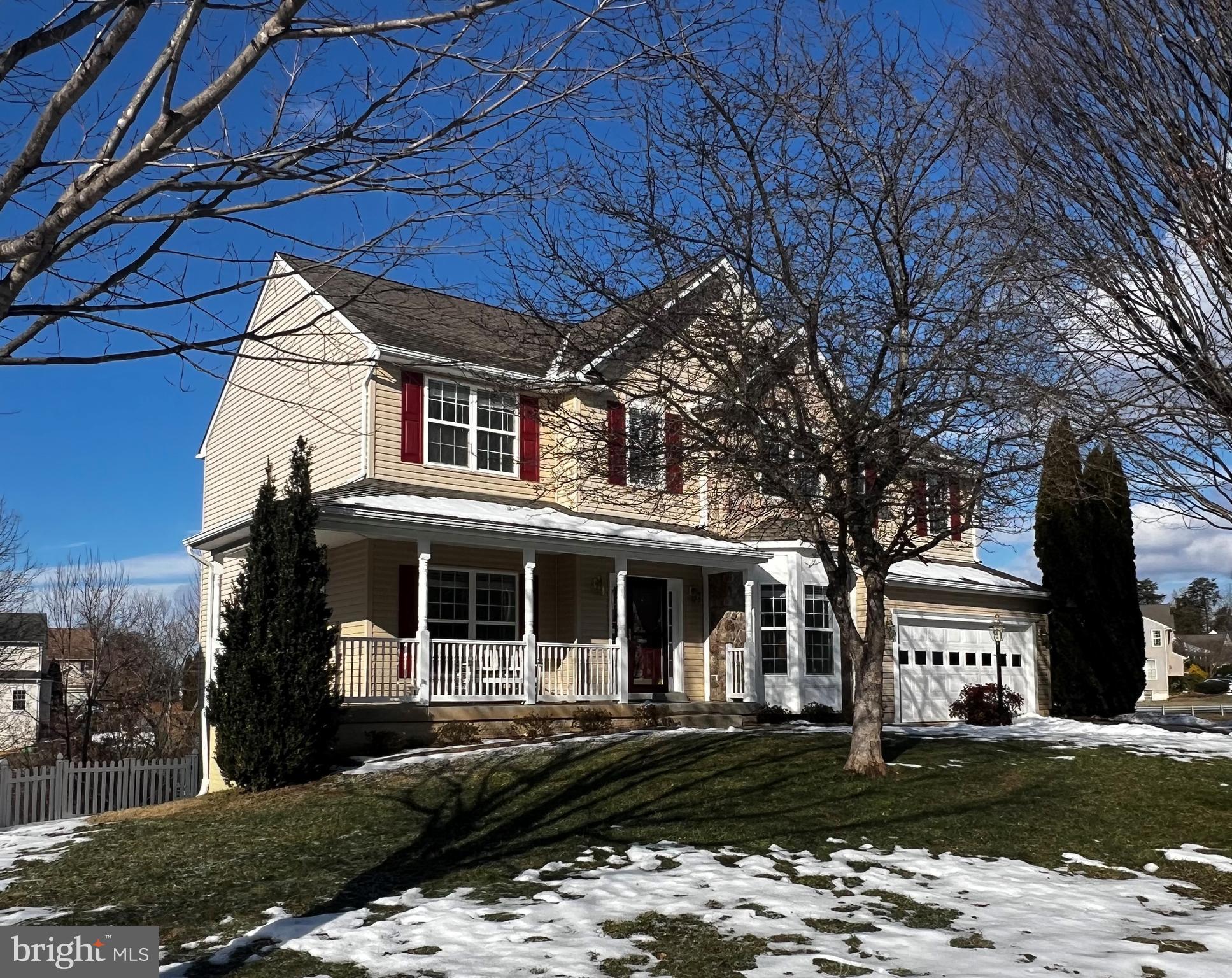 REDWOOD LAKES - Residential