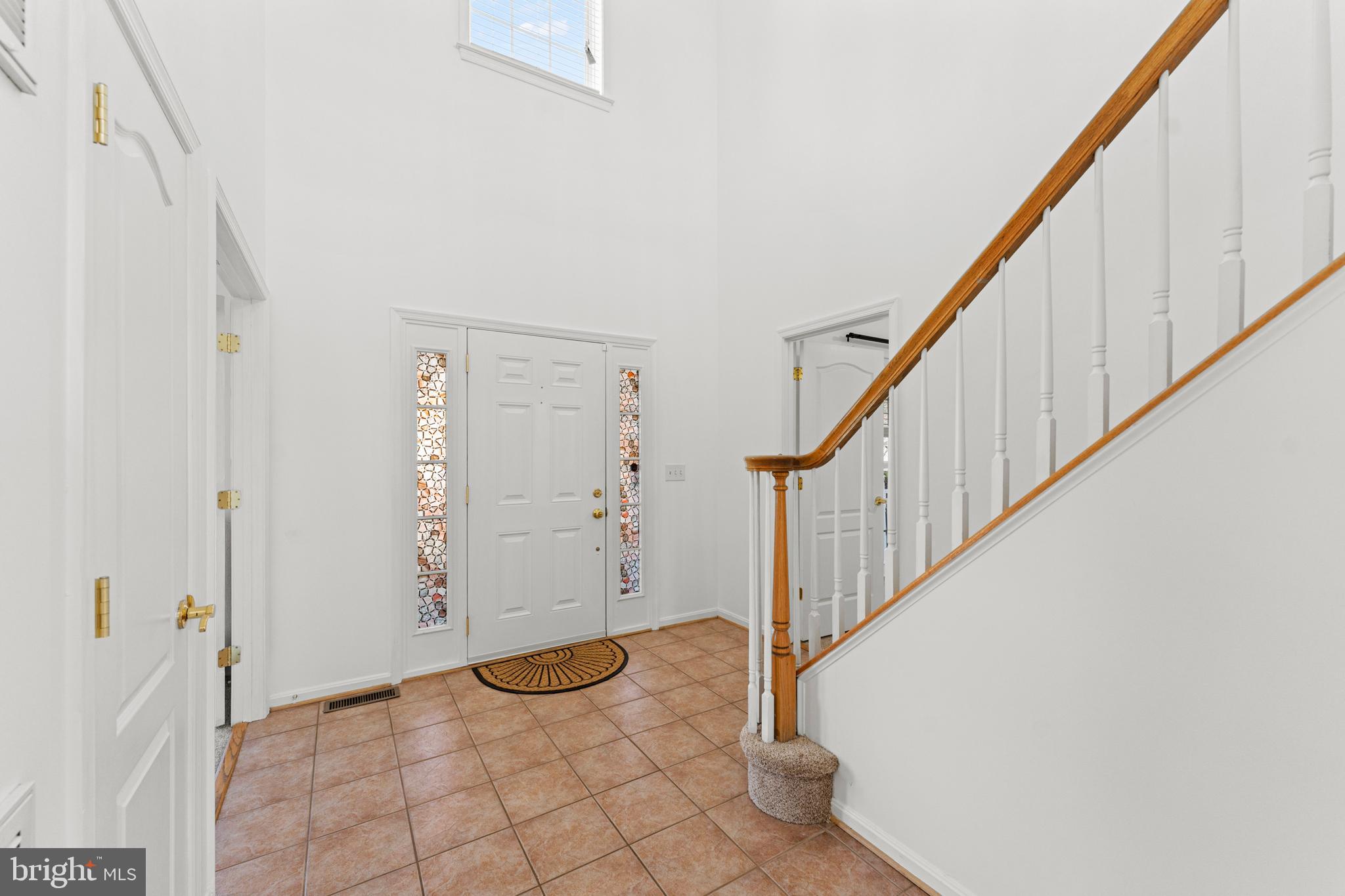 REDWOOD LAKES - Residential