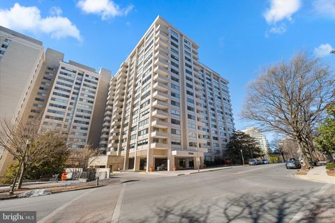 Photo of 5500 Friendship Boulevard #929N, CHEVY CHASE, MD 20815 (MLS # MDMC2163862)