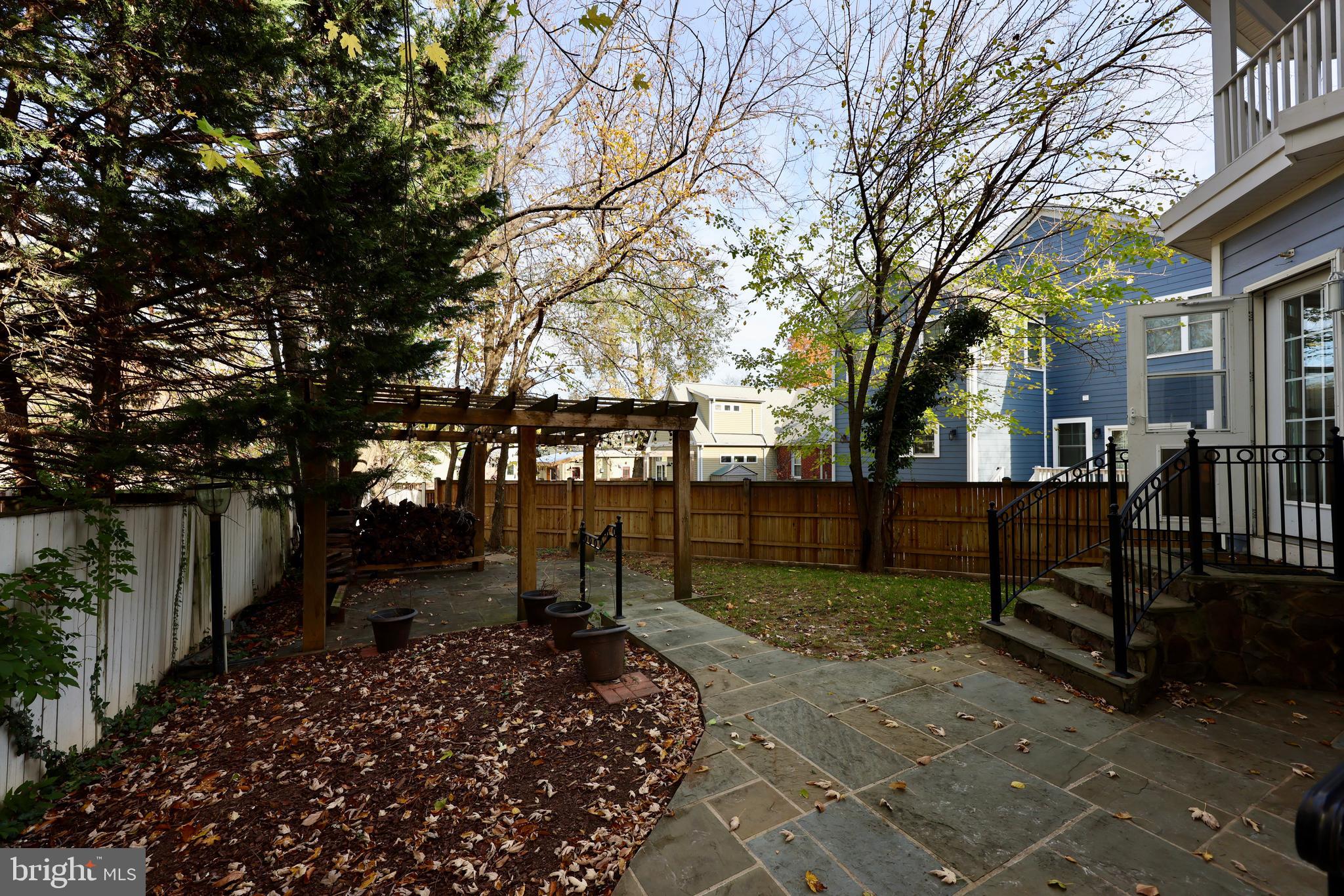 CHERRYDALE - Residential