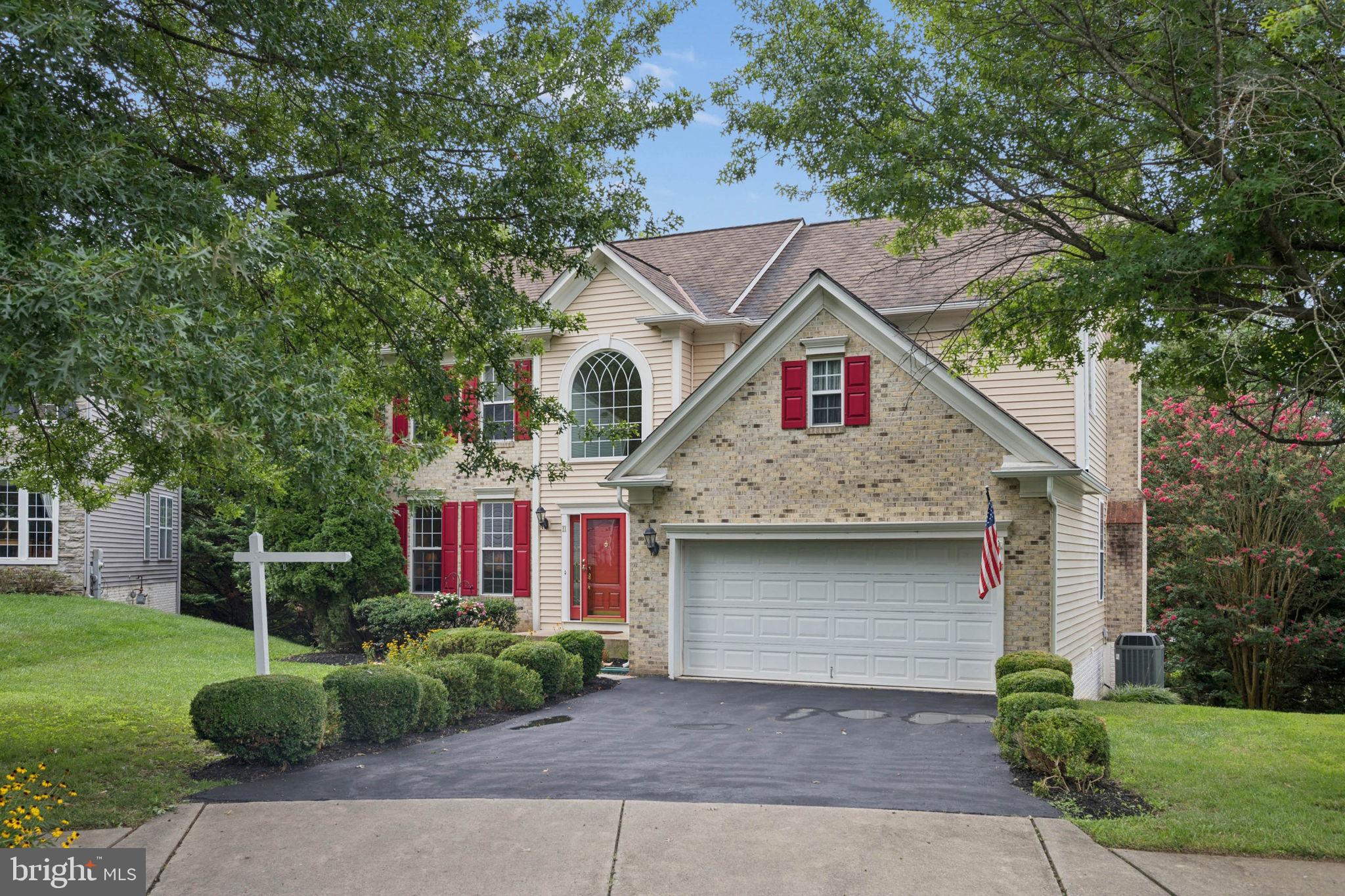 11 BROOK HILL COURT
