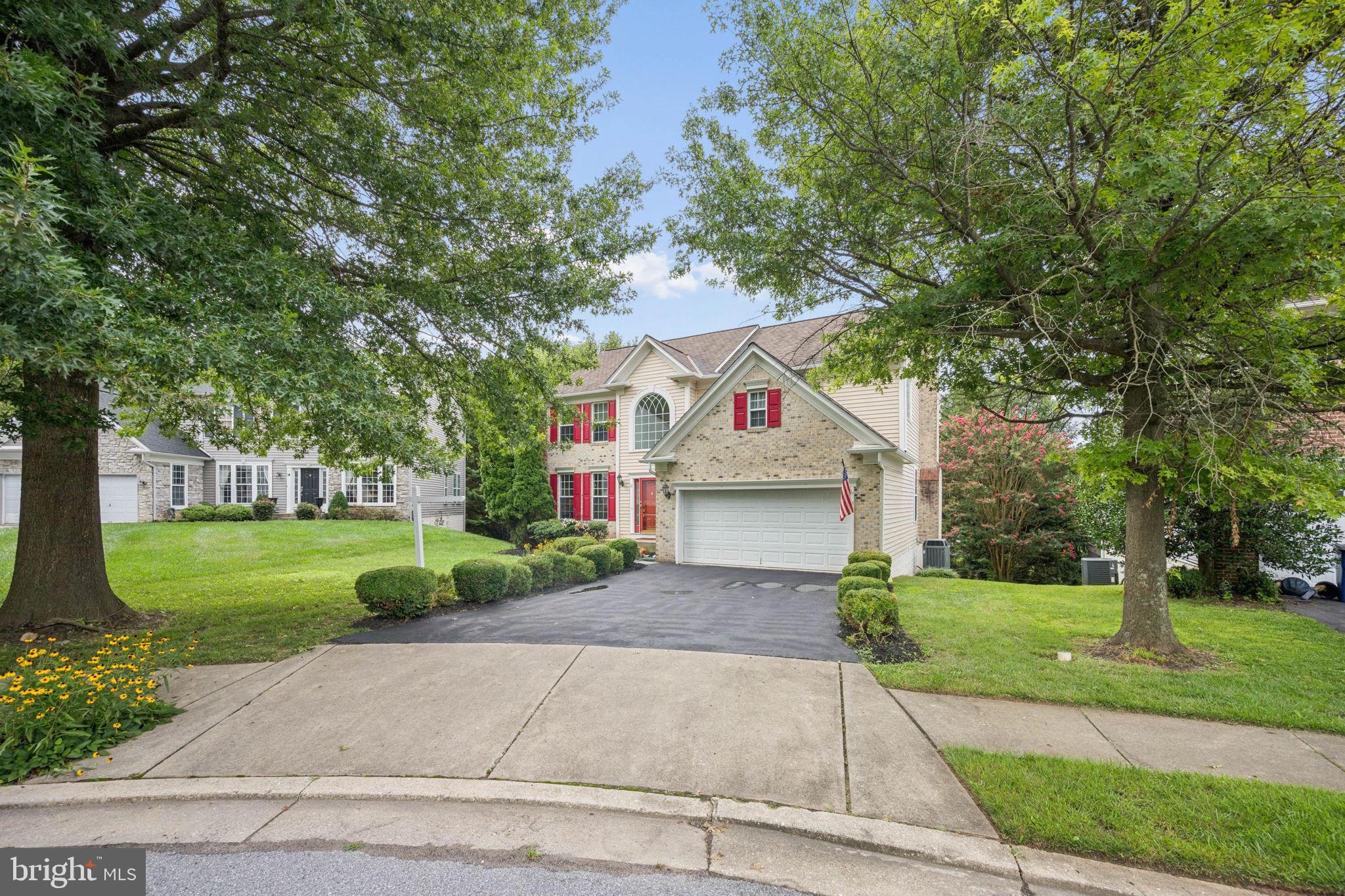 11 BROOK HILL COURT