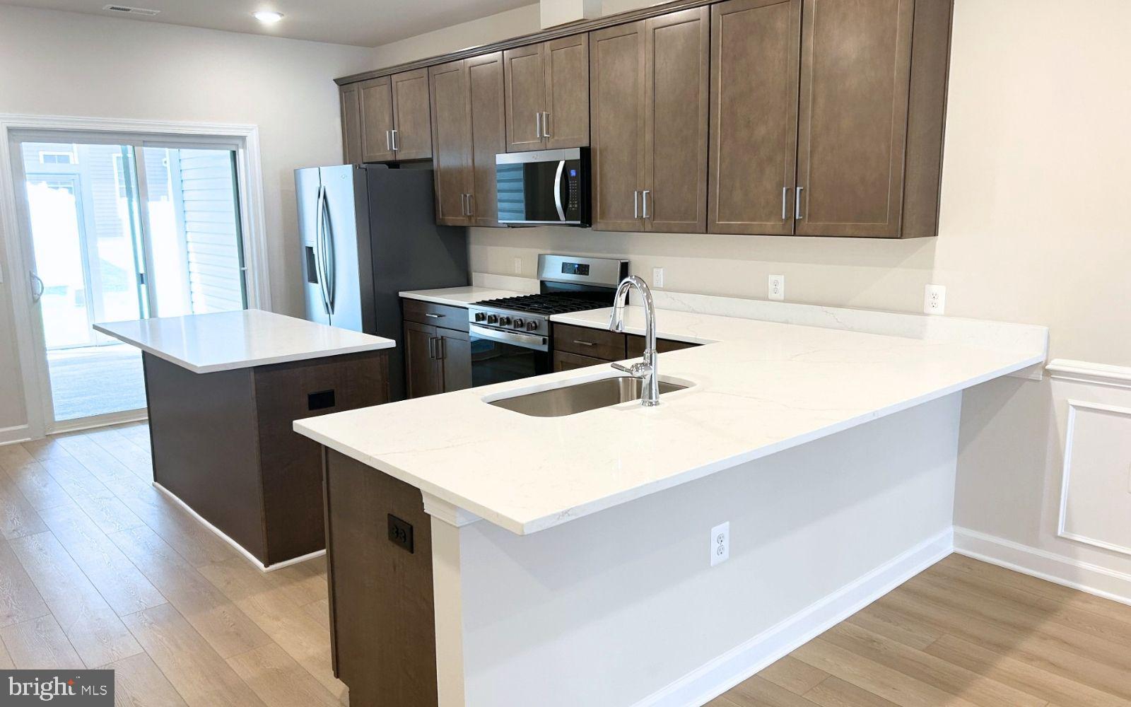109 HEIRLOOM WAY