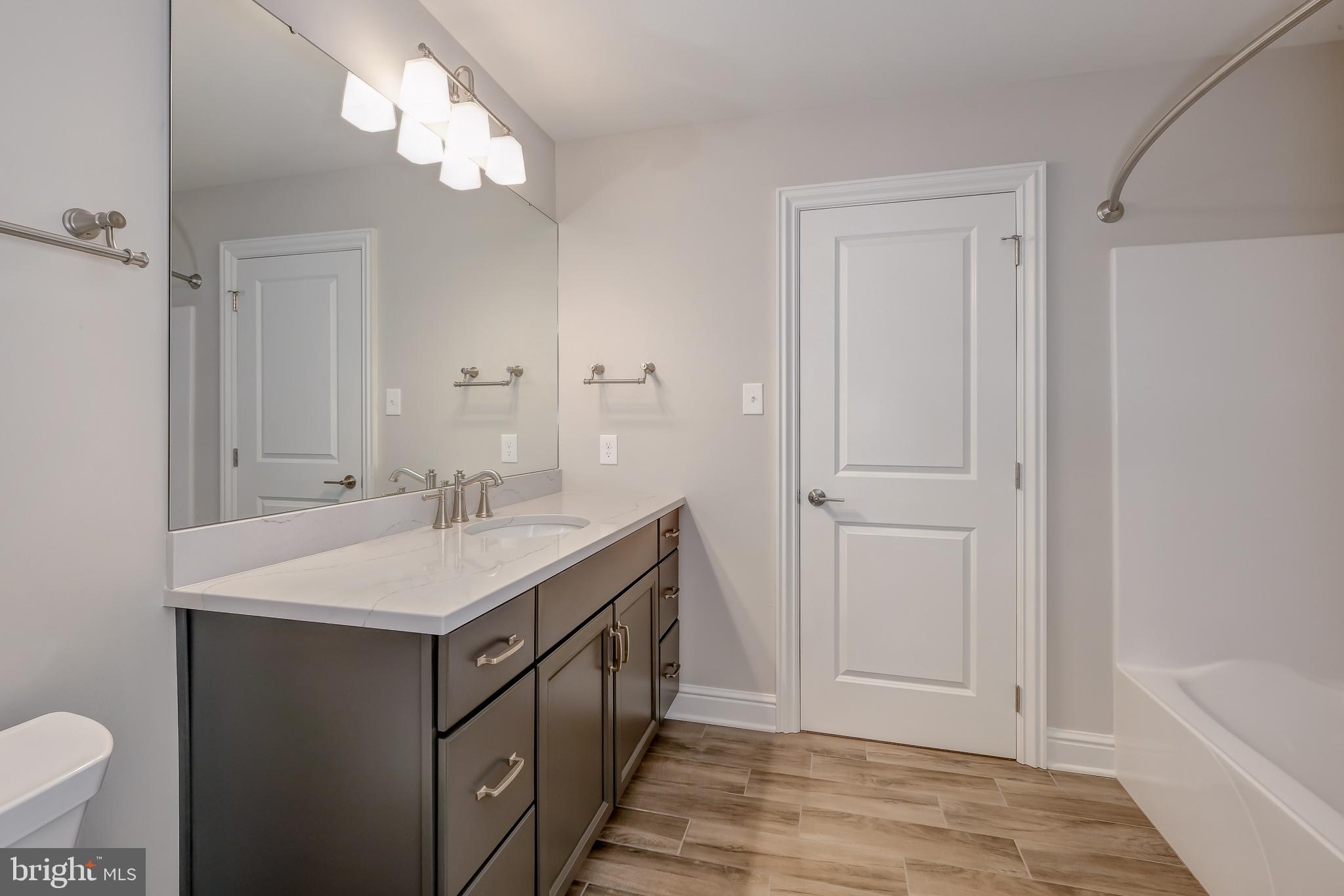 CEDAR VIEW - Residential