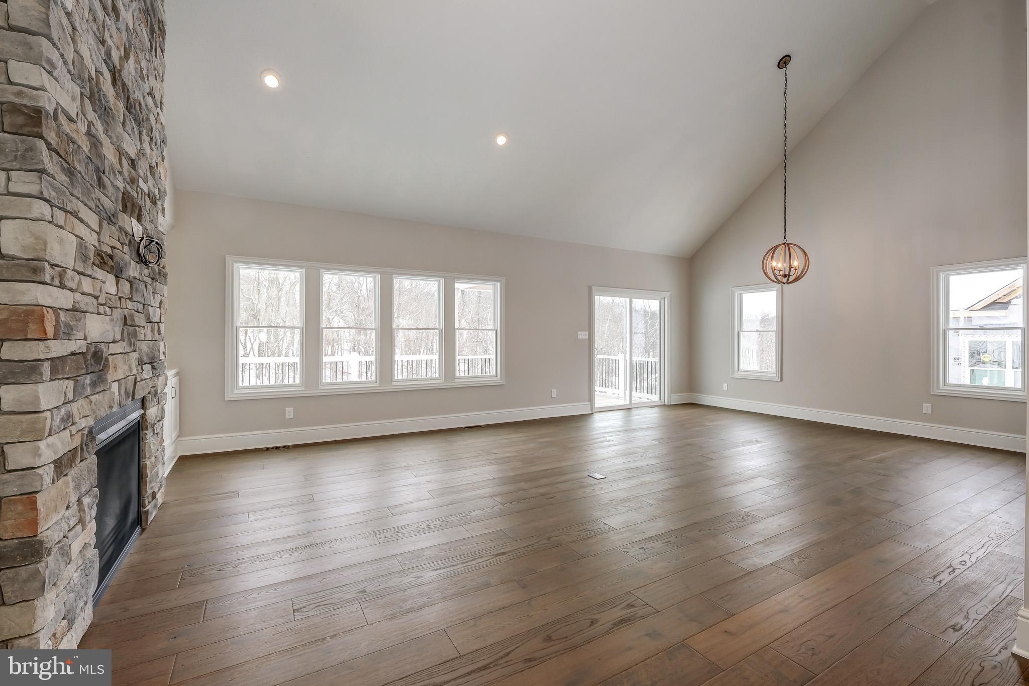 CEDAR VIEW - Residential