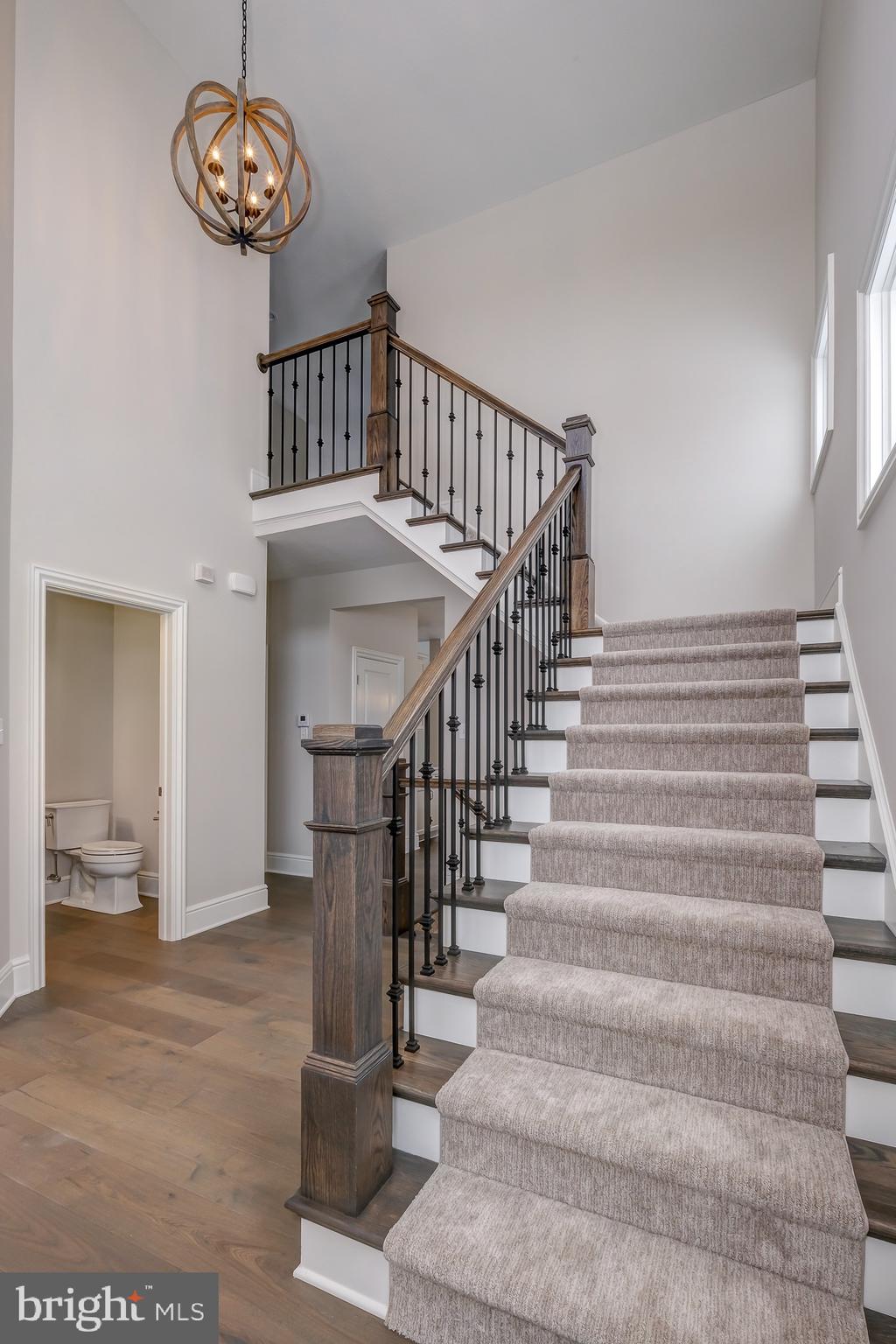 CEDAR VIEW - Residential