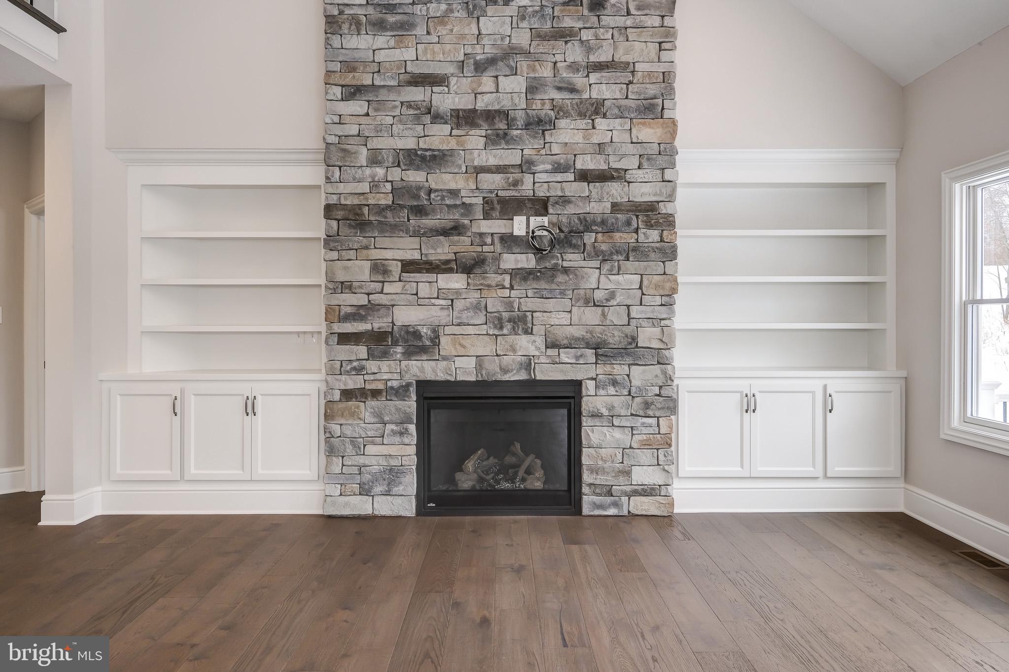 CEDAR VIEW - Residential