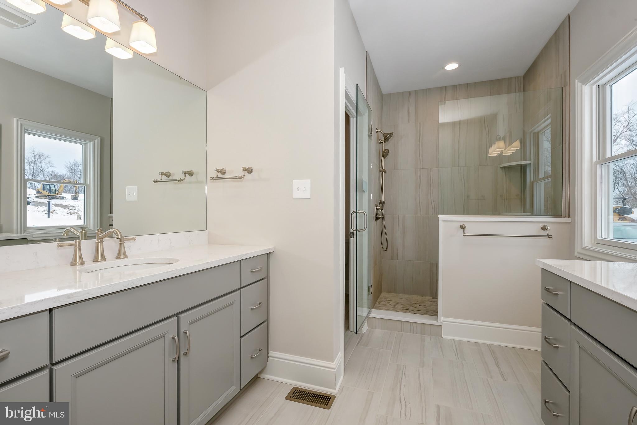 CEDAR VIEW - Residential