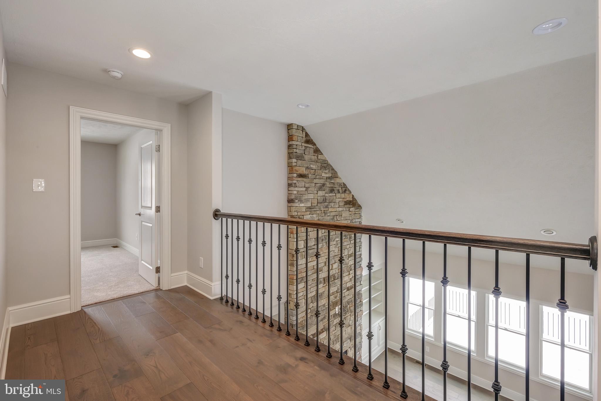 CEDAR VIEW - Residential