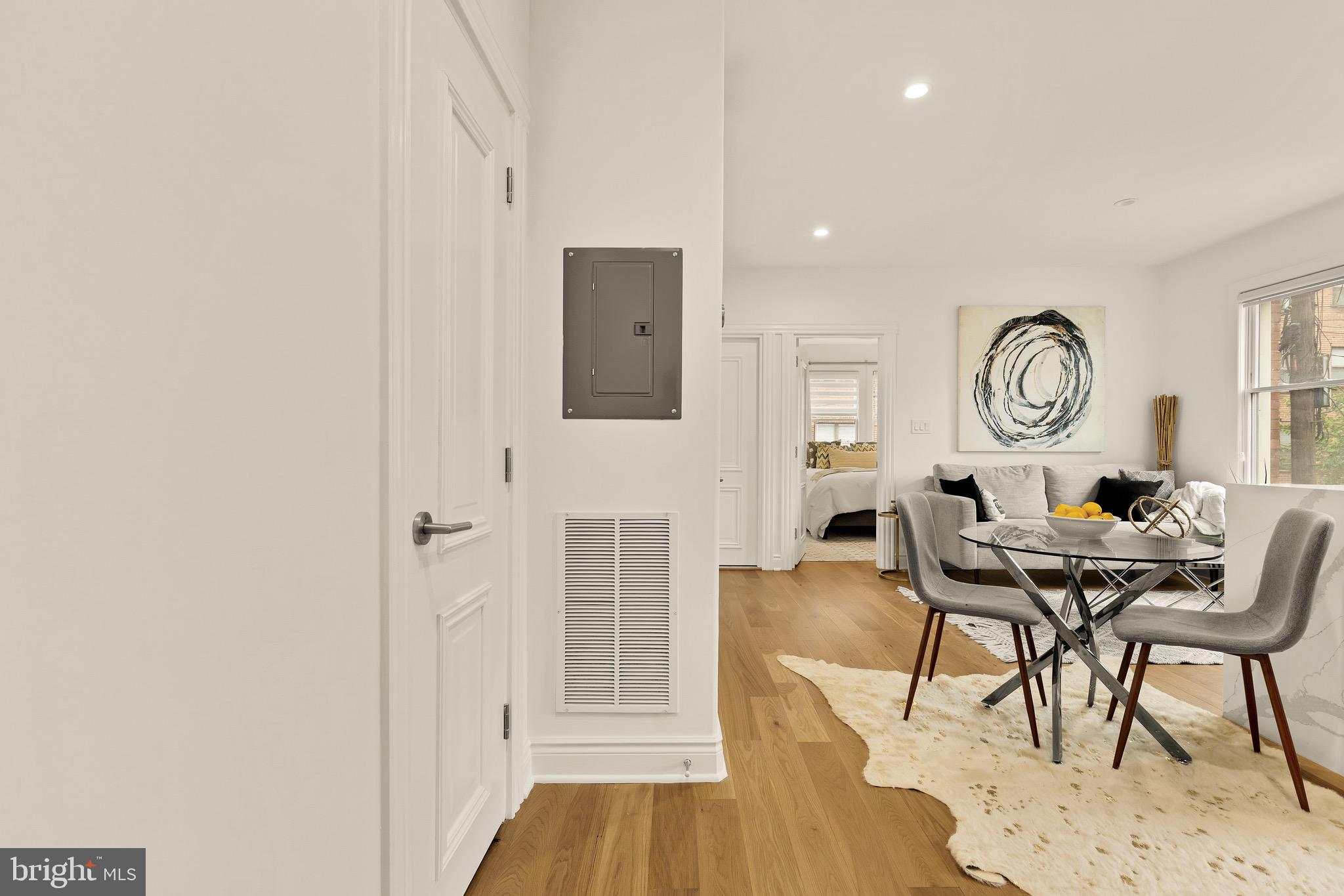 317 3RD STREET SE 25