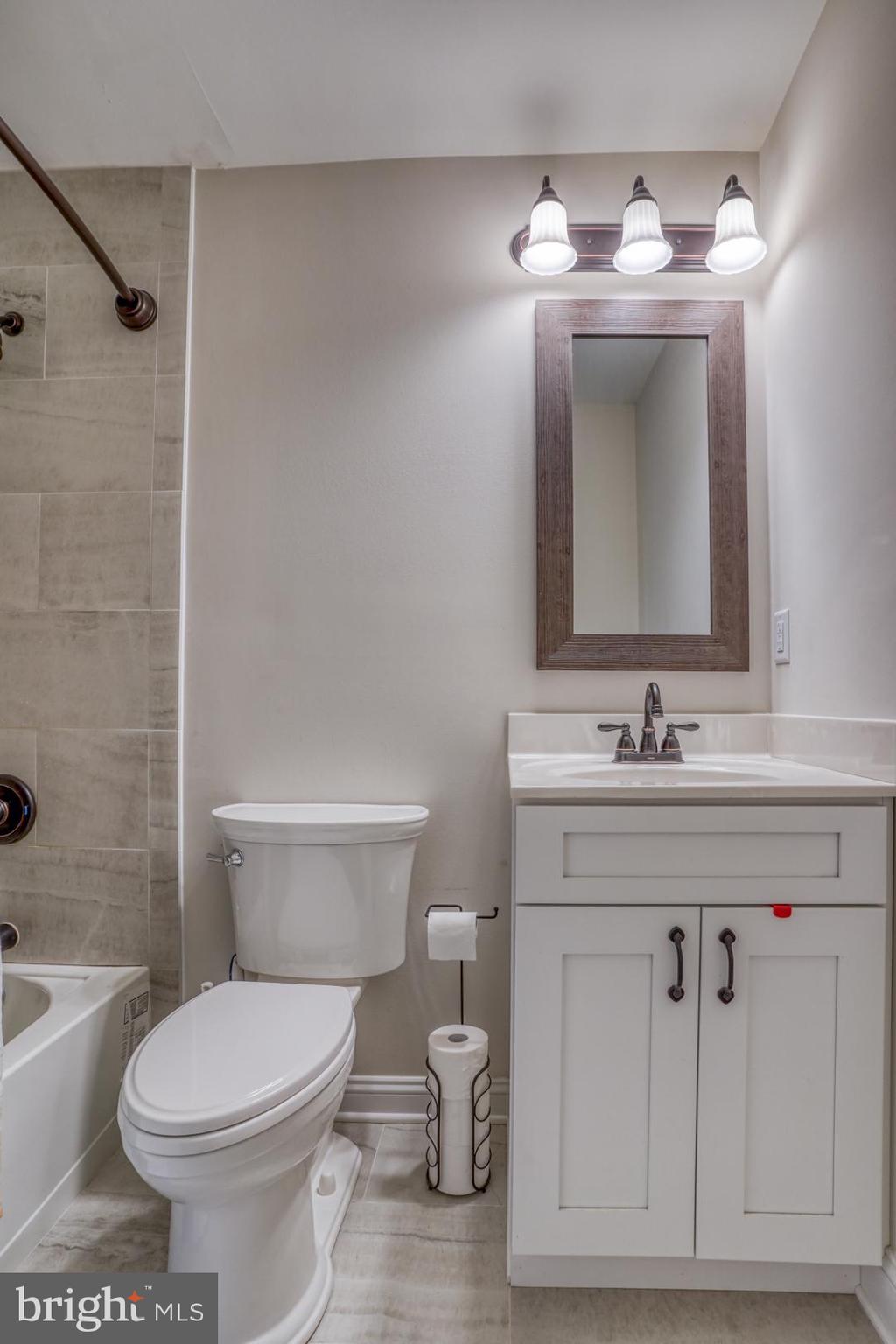 RHYANES SCOTTOWN DEV - Residential