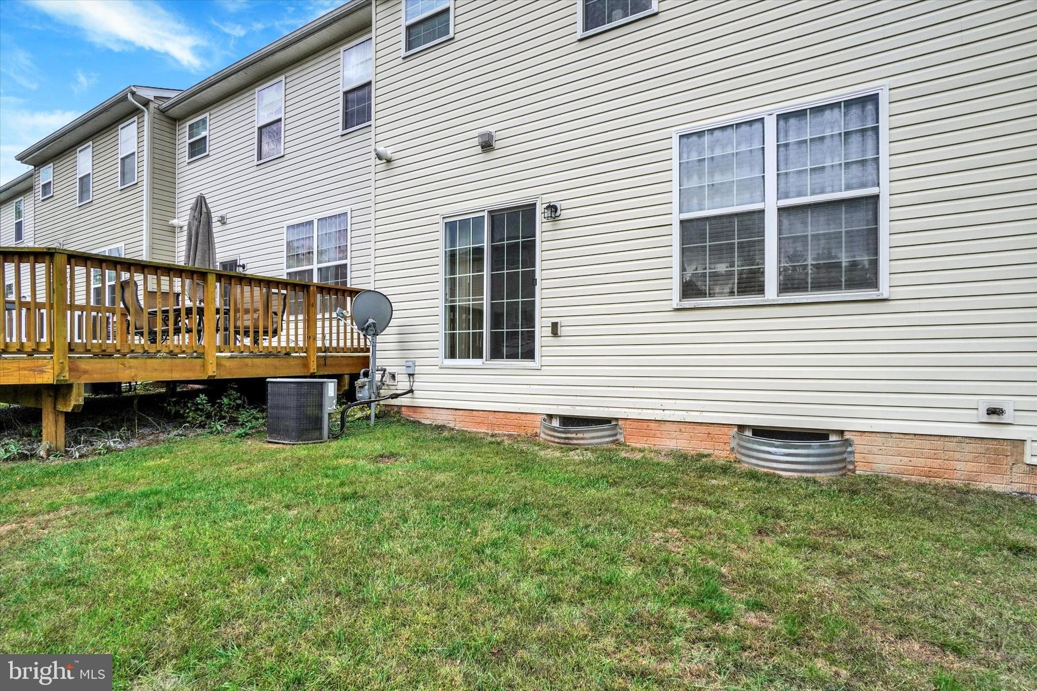 IRON BRIDGE LANDING - Residential