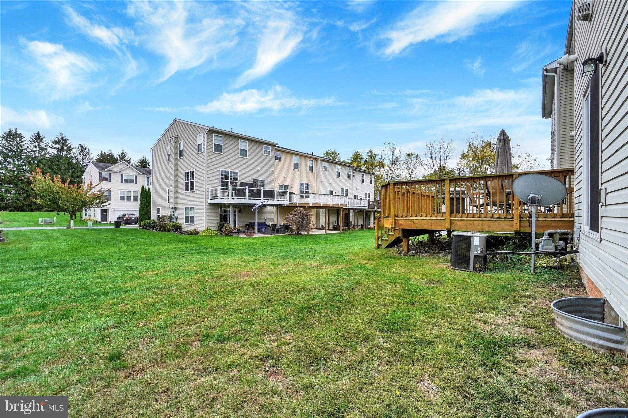 IRON BRIDGE LANDING - Residential