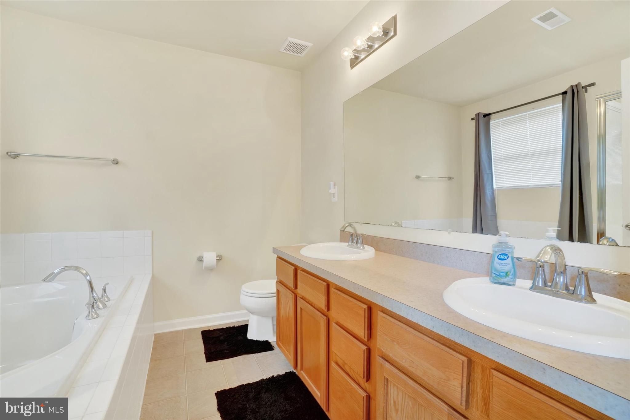 IRON BRIDGE LANDING - Residential