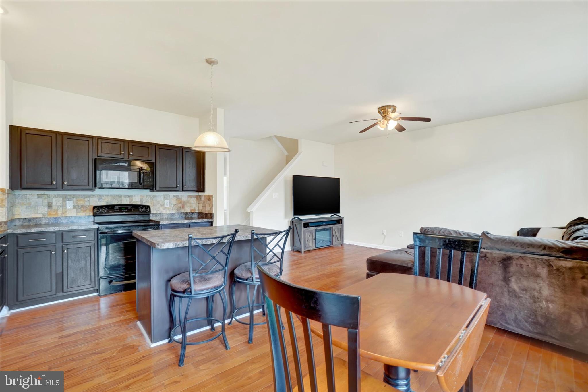 IRON BRIDGE LANDING - Residential