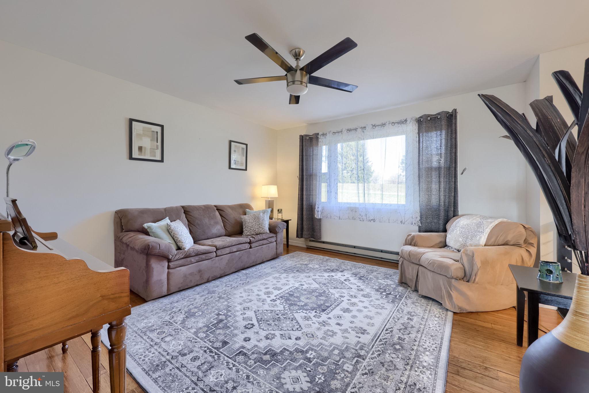 433 SLEEPY HOLLOW DRIVE