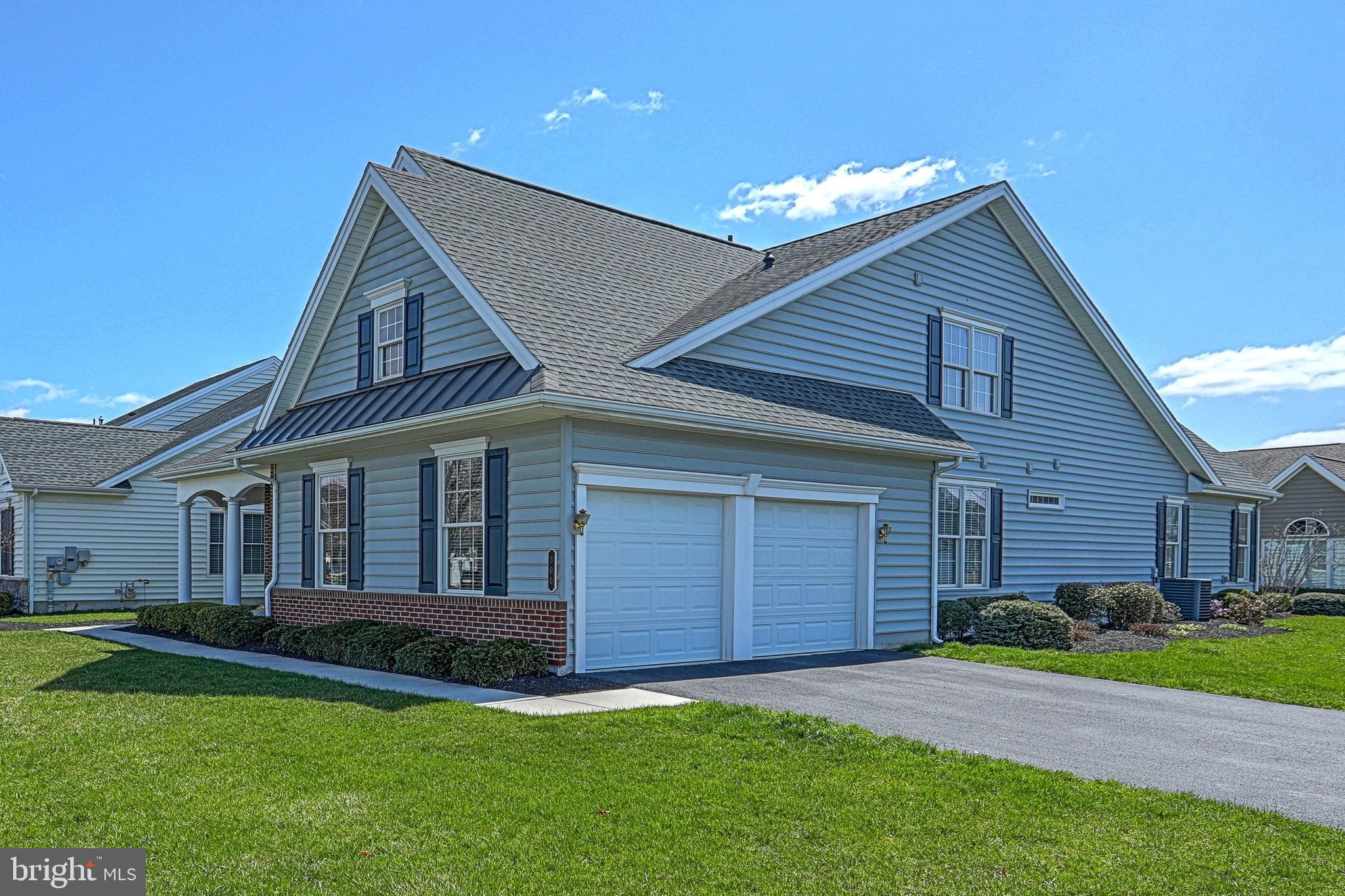 TRADITIONS OF AMERICA - Residential