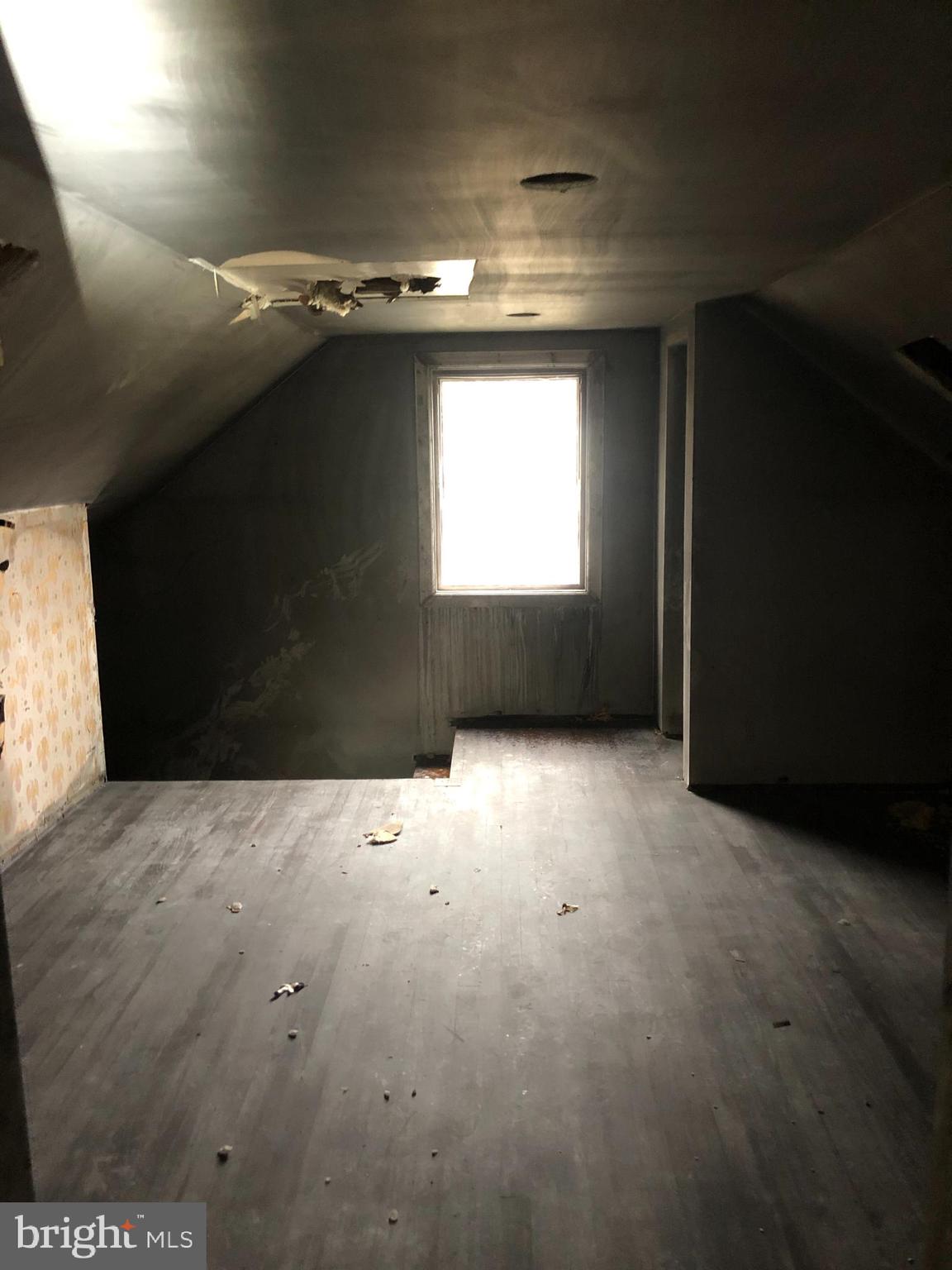 LANDSDOWNE - Residential