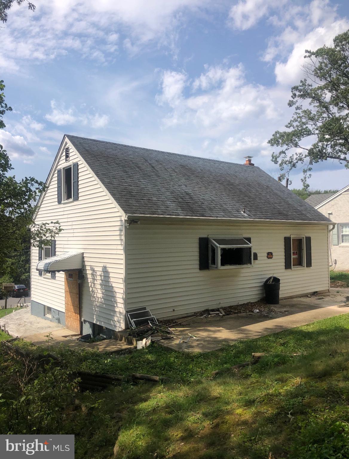 LANDSDOWNE - Residential