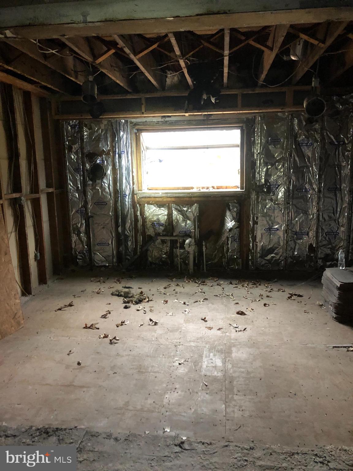 LANDSDOWNE - Residential