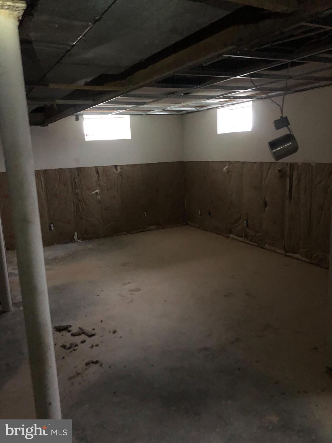 LANDSDOWNE - Residential