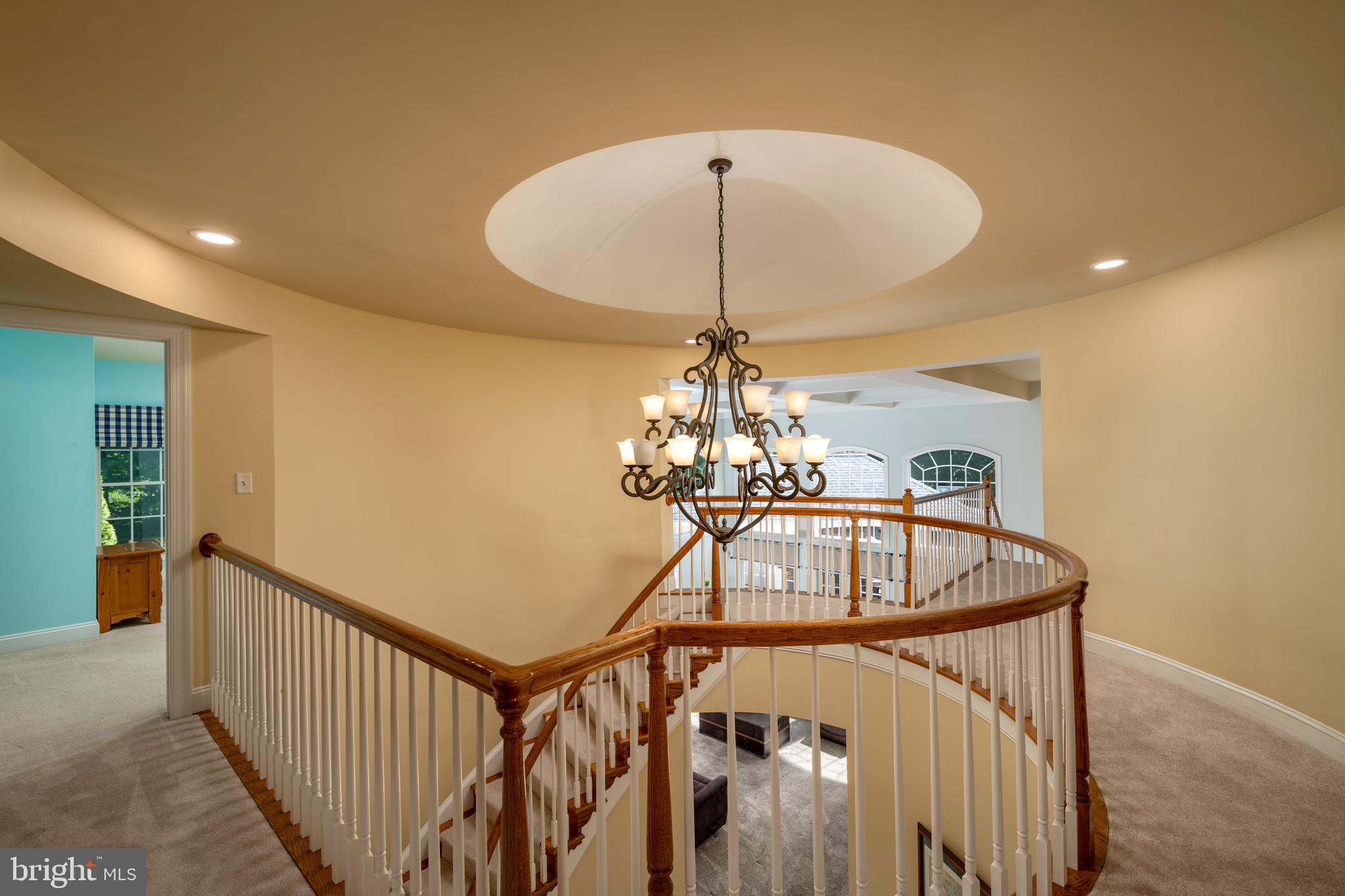 SOUTH RIVER COLONY - Residential