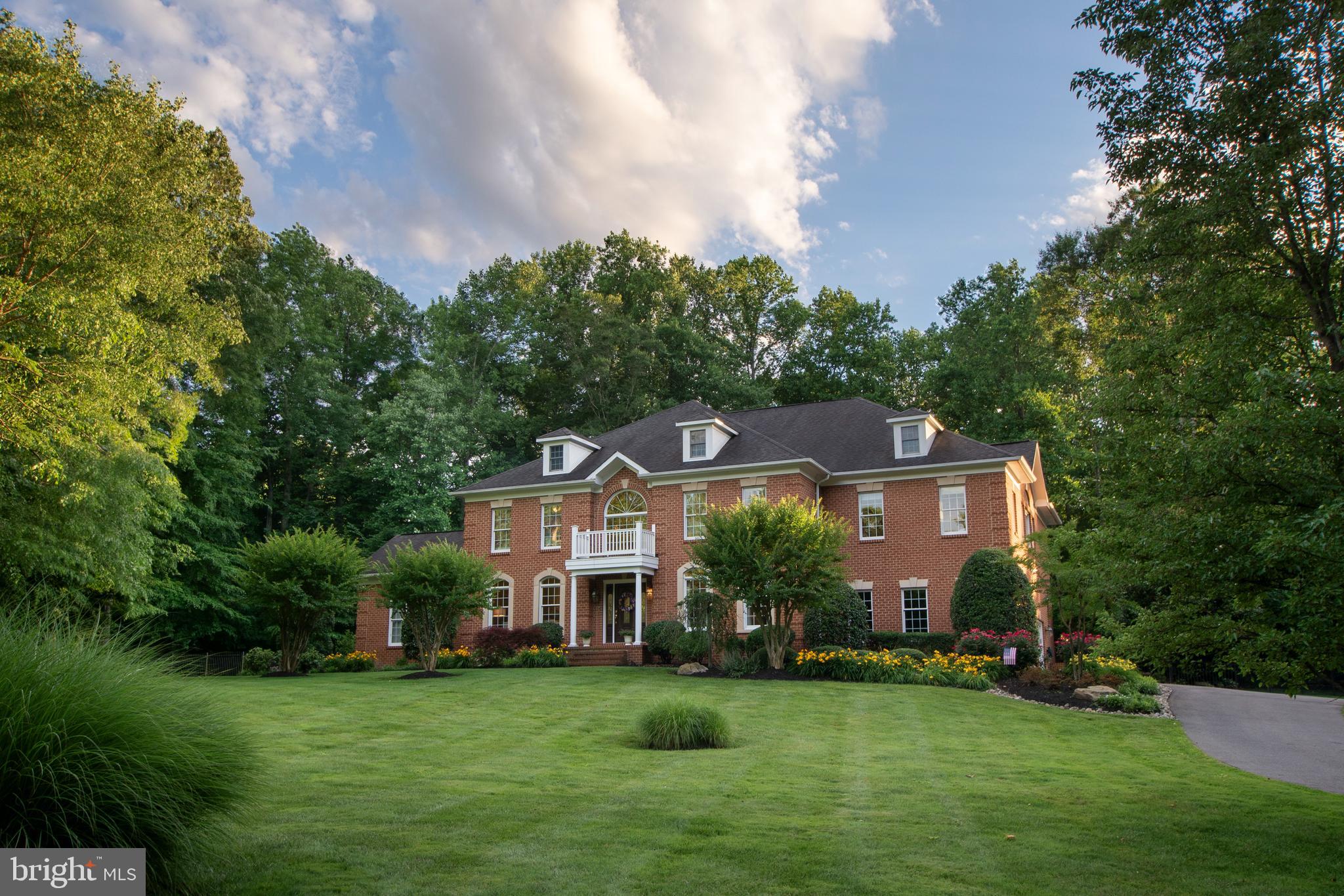 SOUTH RIVER COLONY - Residential