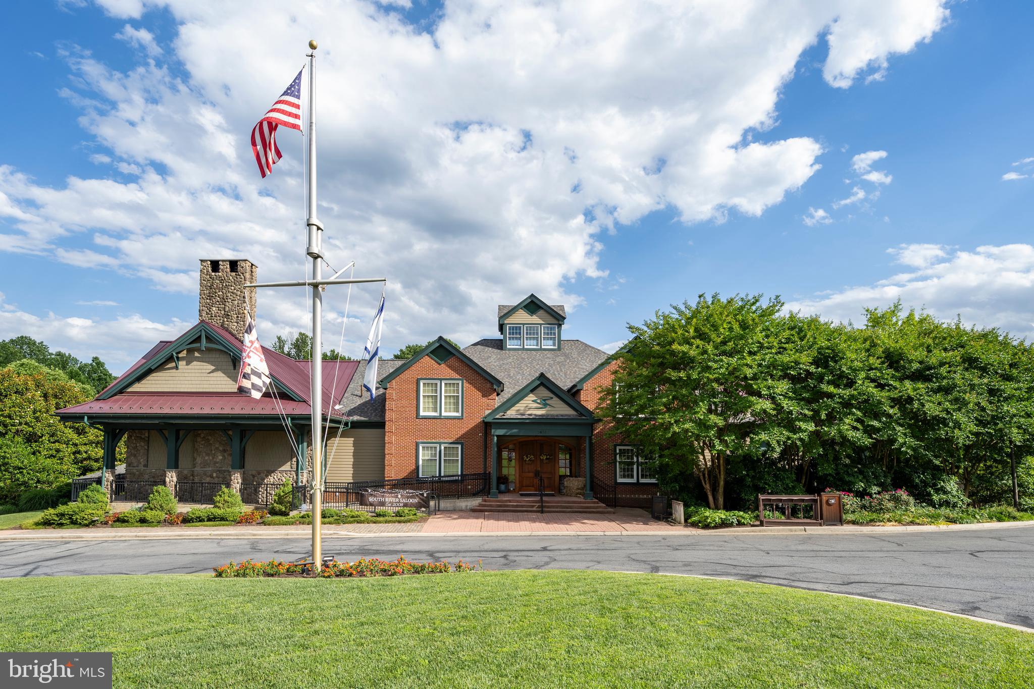 SOUTH RIVER COLONY - Residential