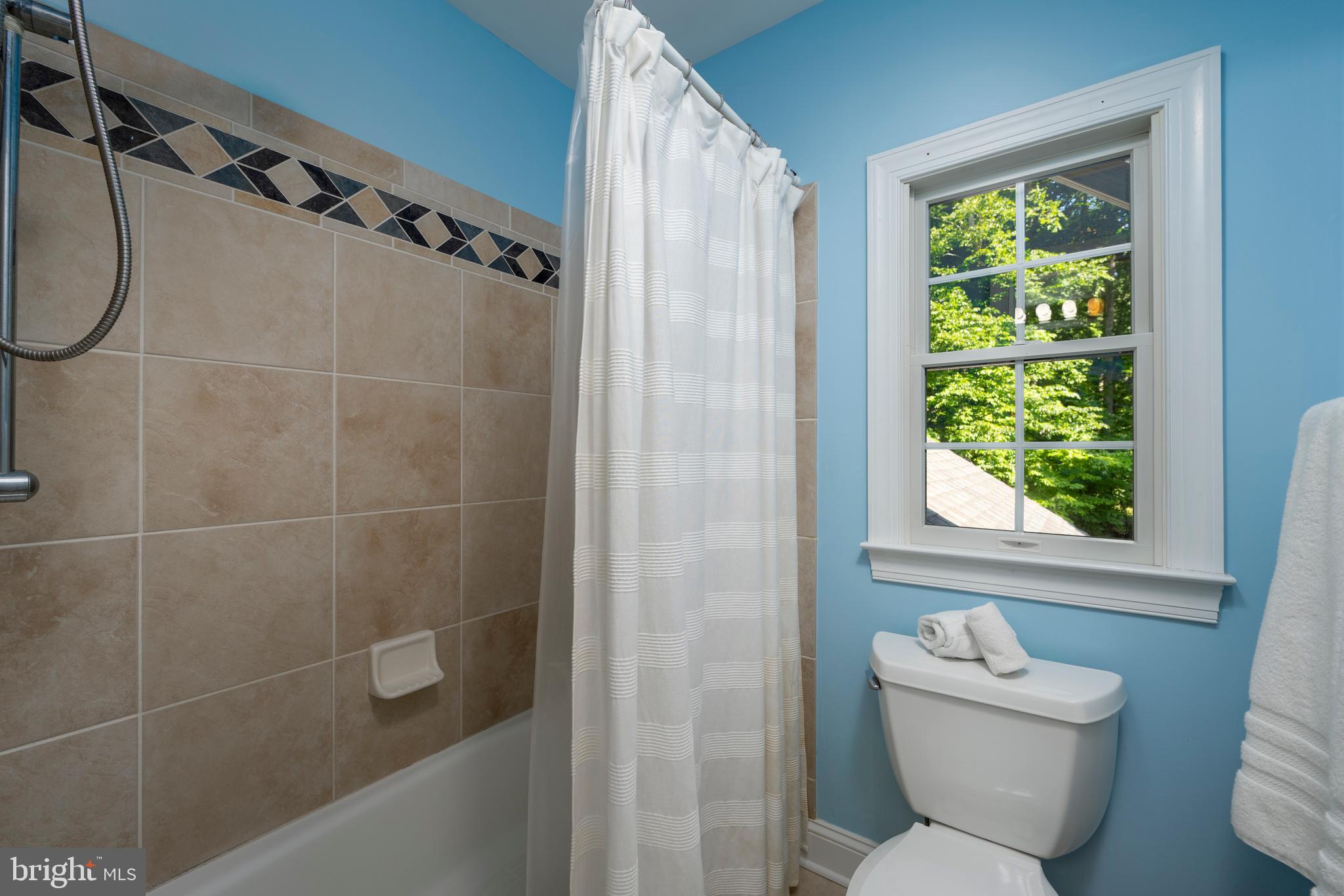 SOUTH RIVER COLONY - Residential