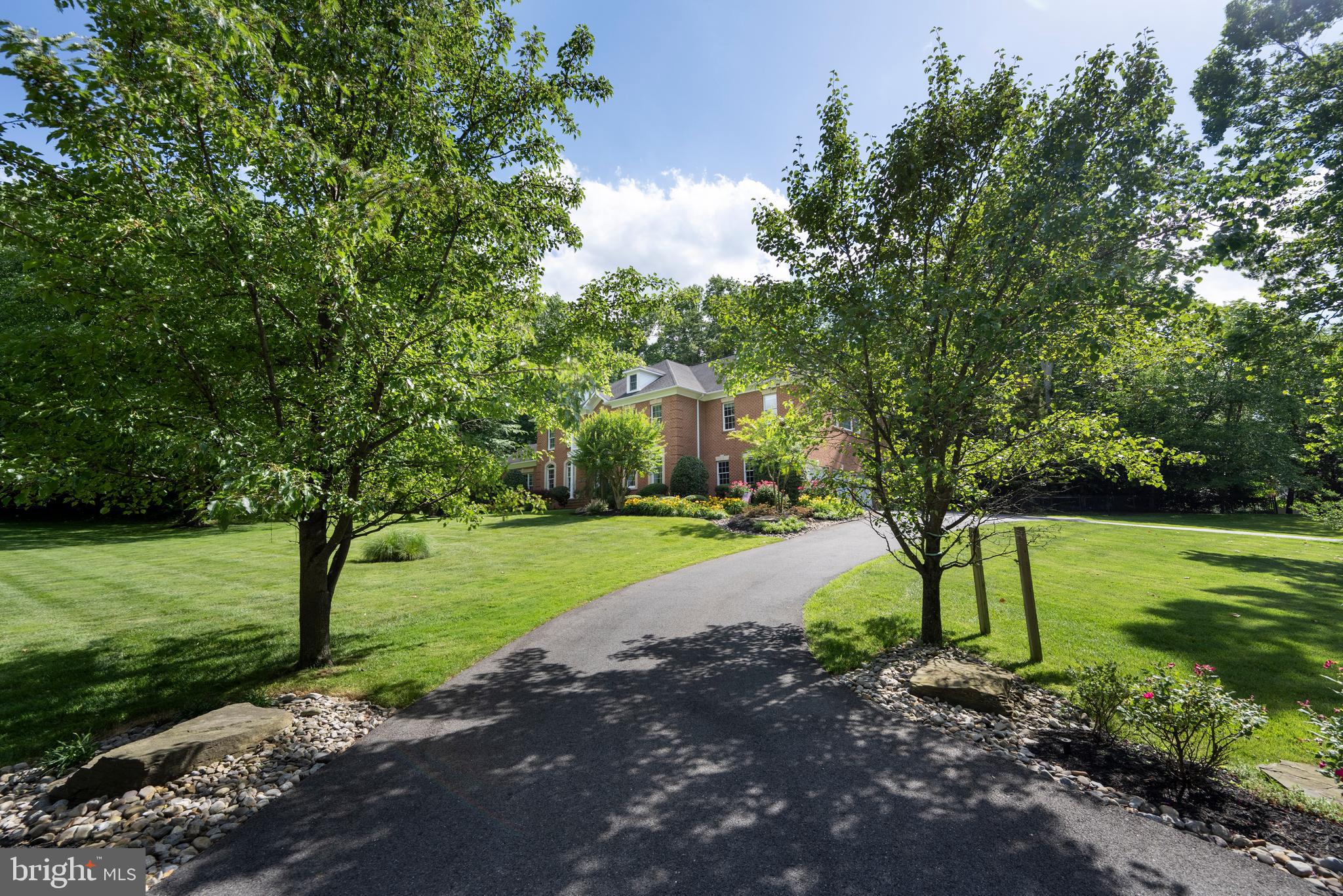 SOUTH RIVER COLONY - Residential