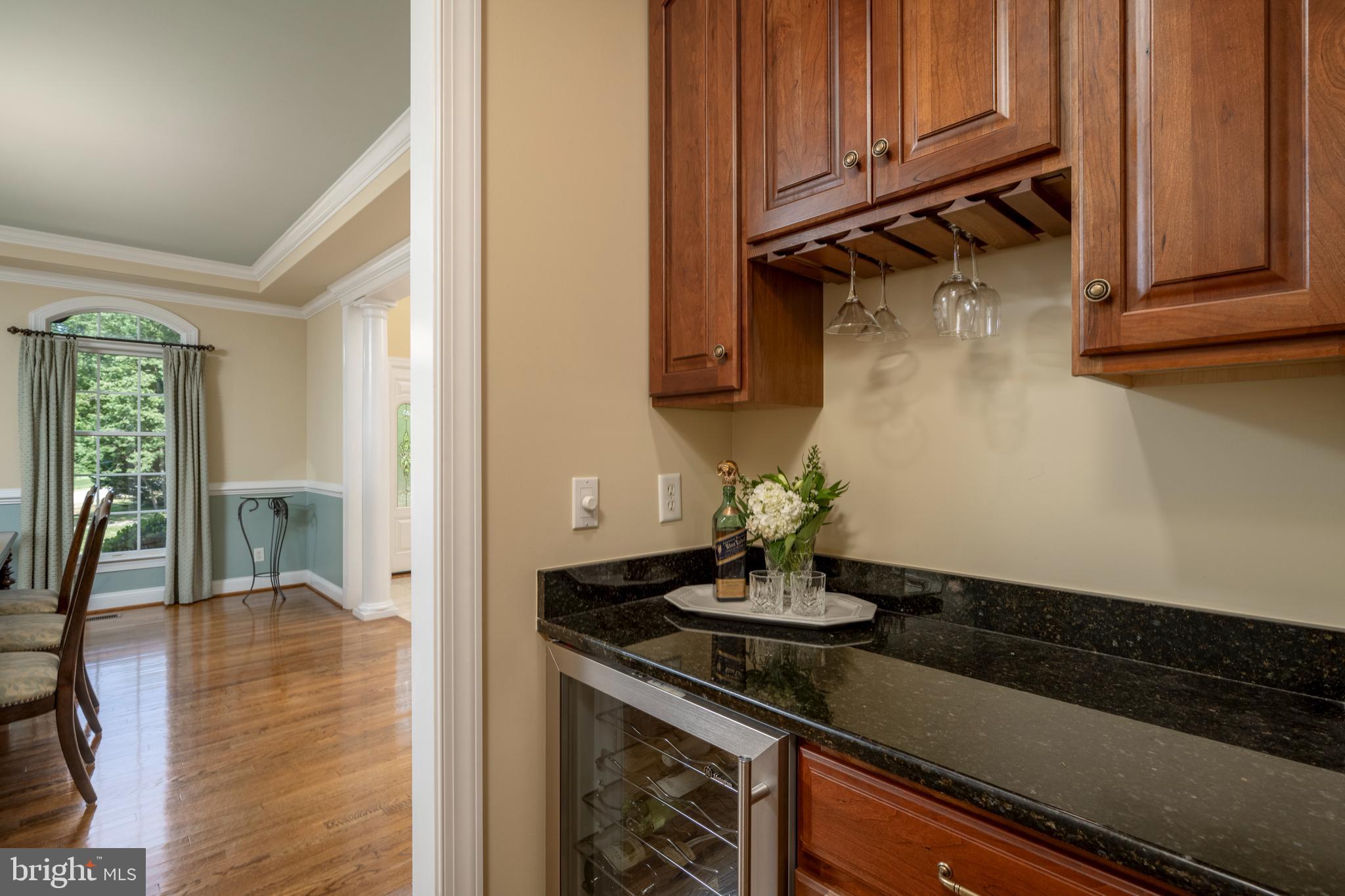 SOUTH RIVER COLONY - Residential