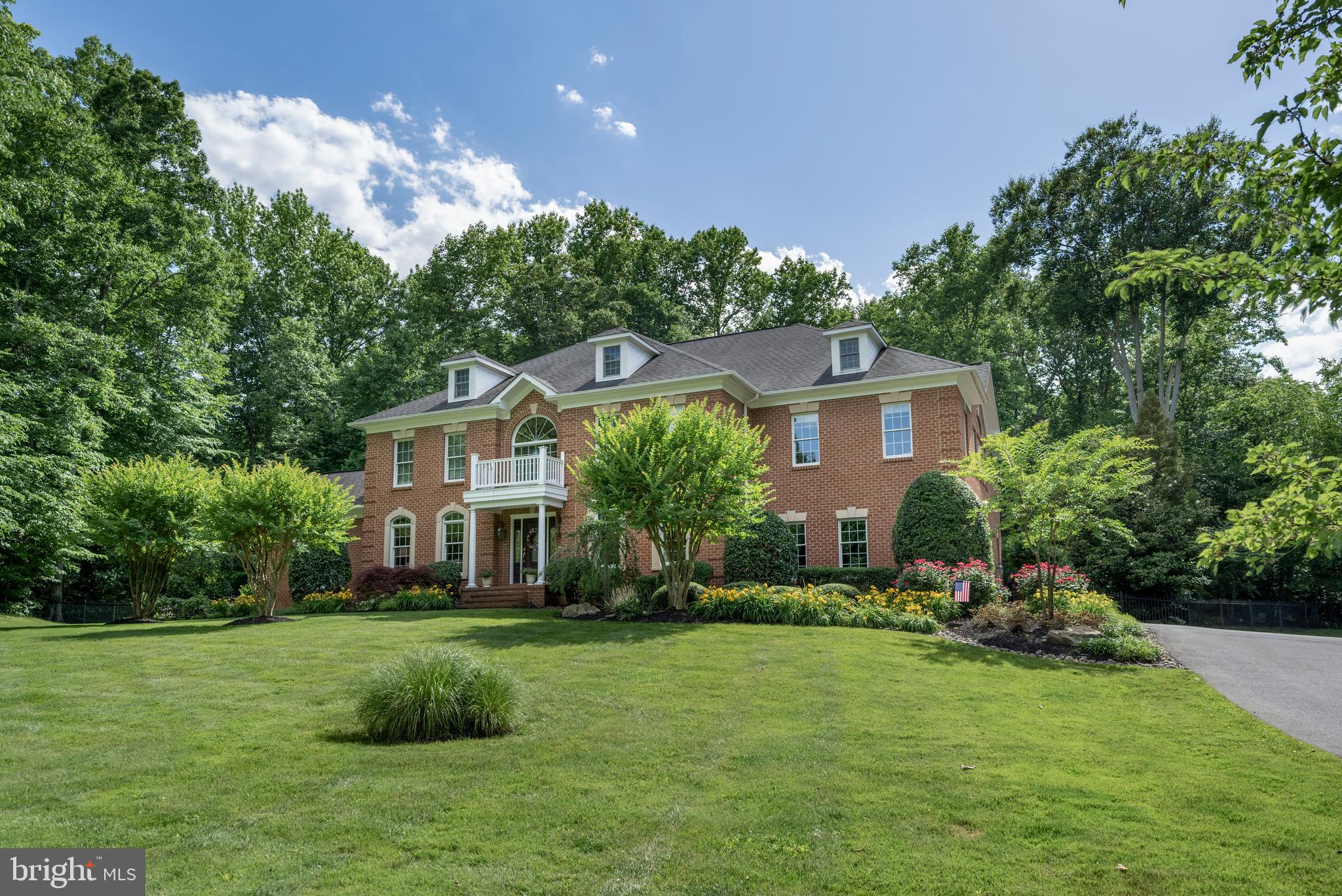 SOUTH RIVER COLONY - Residential