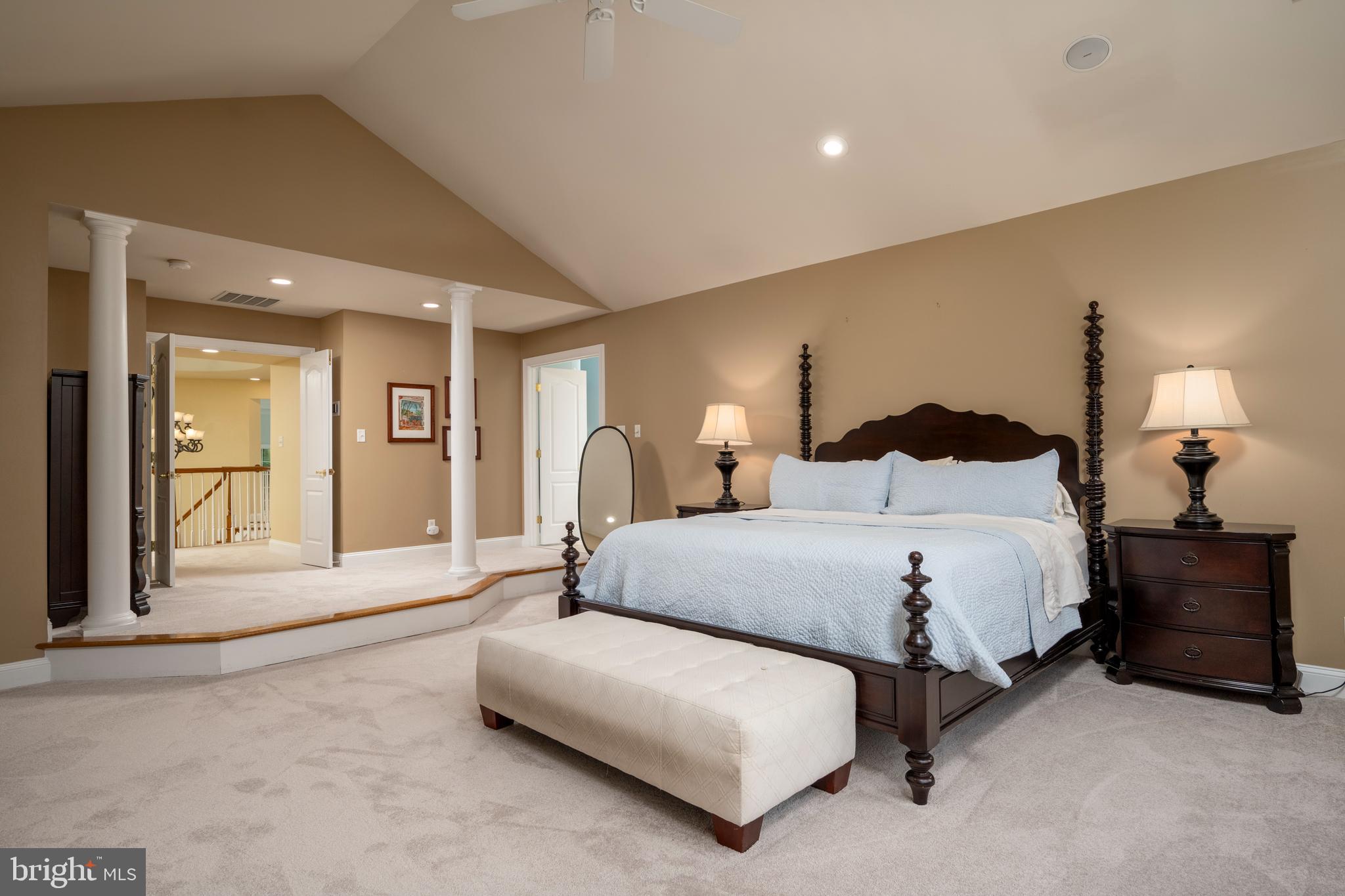 SOUTH RIVER COLONY - Residential