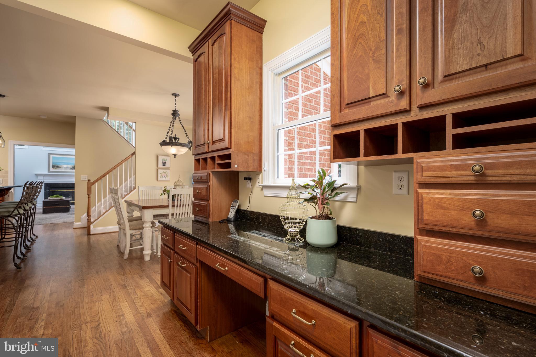 SOUTH RIVER COLONY - Residential