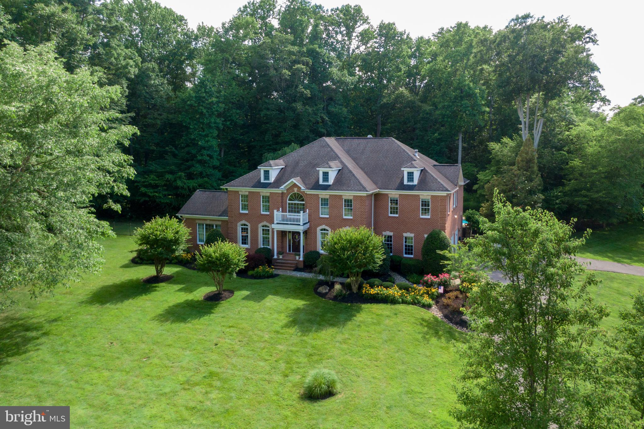 SOUTH RIVER COLONY - Residential