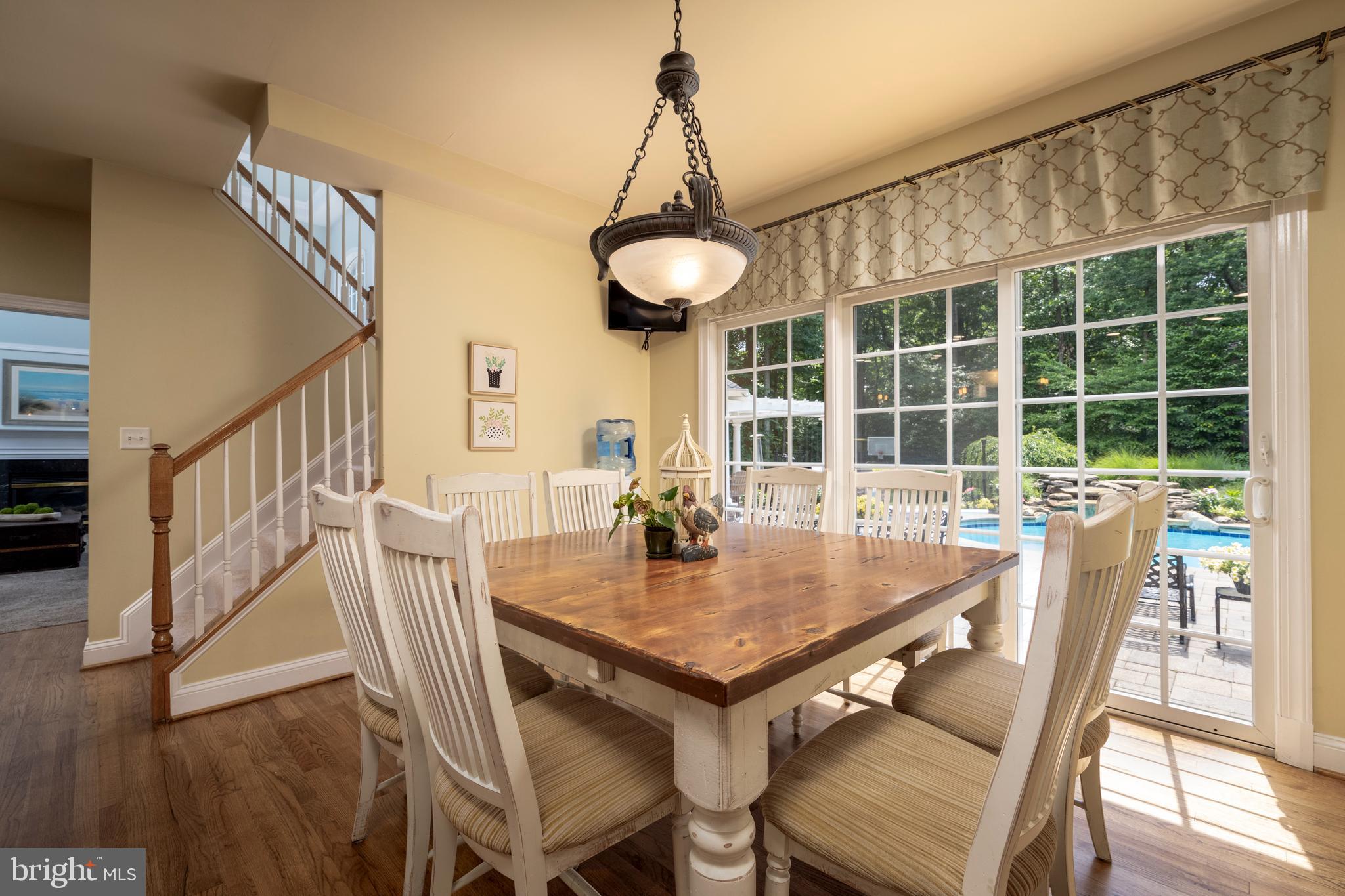 SOUTH RIVER COLONY - Residential