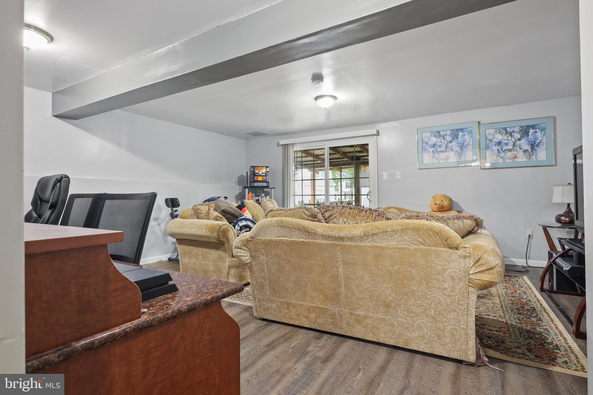 FAIRBROOK - Residential