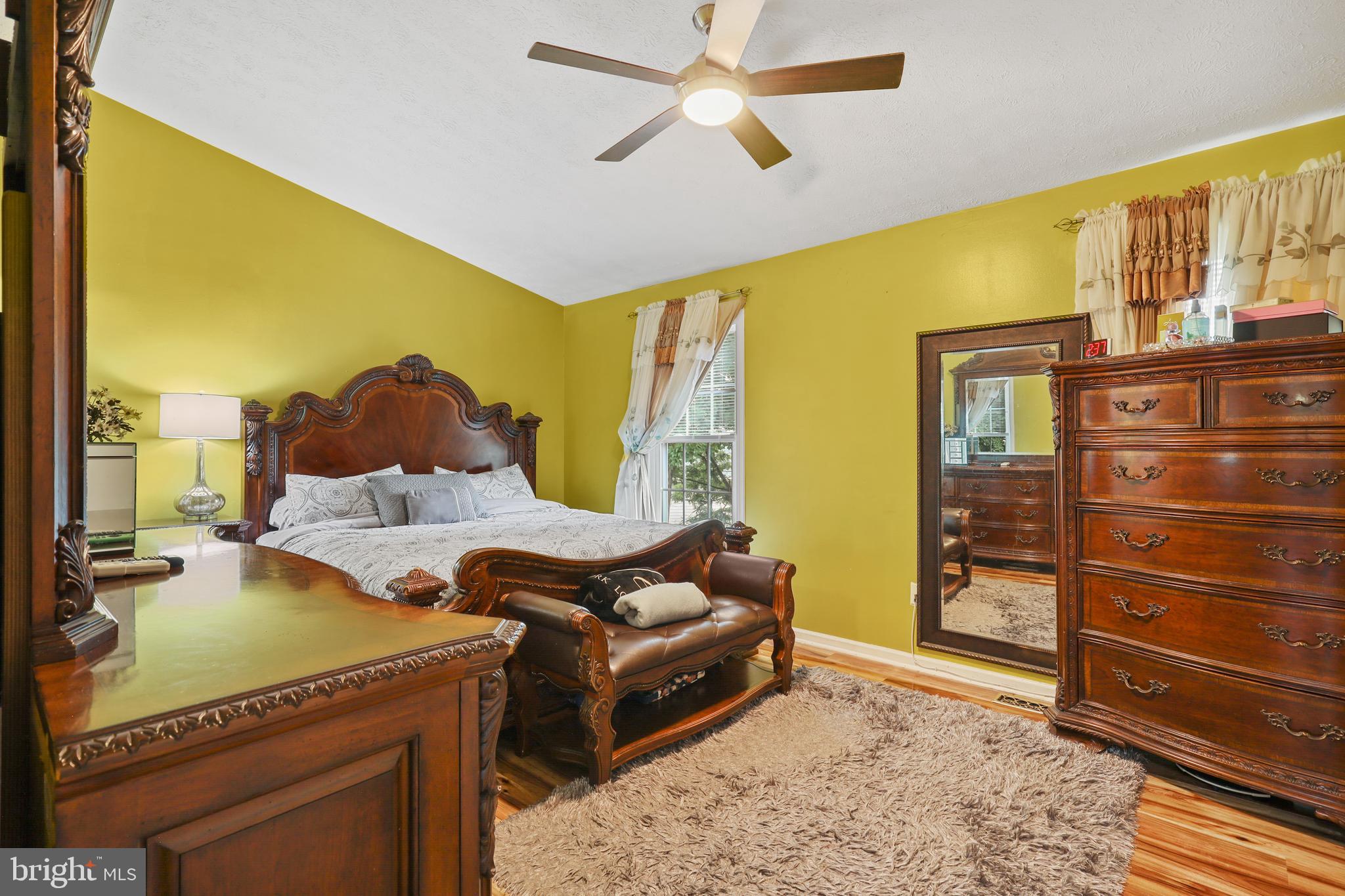 FAIRBROOK - Residential