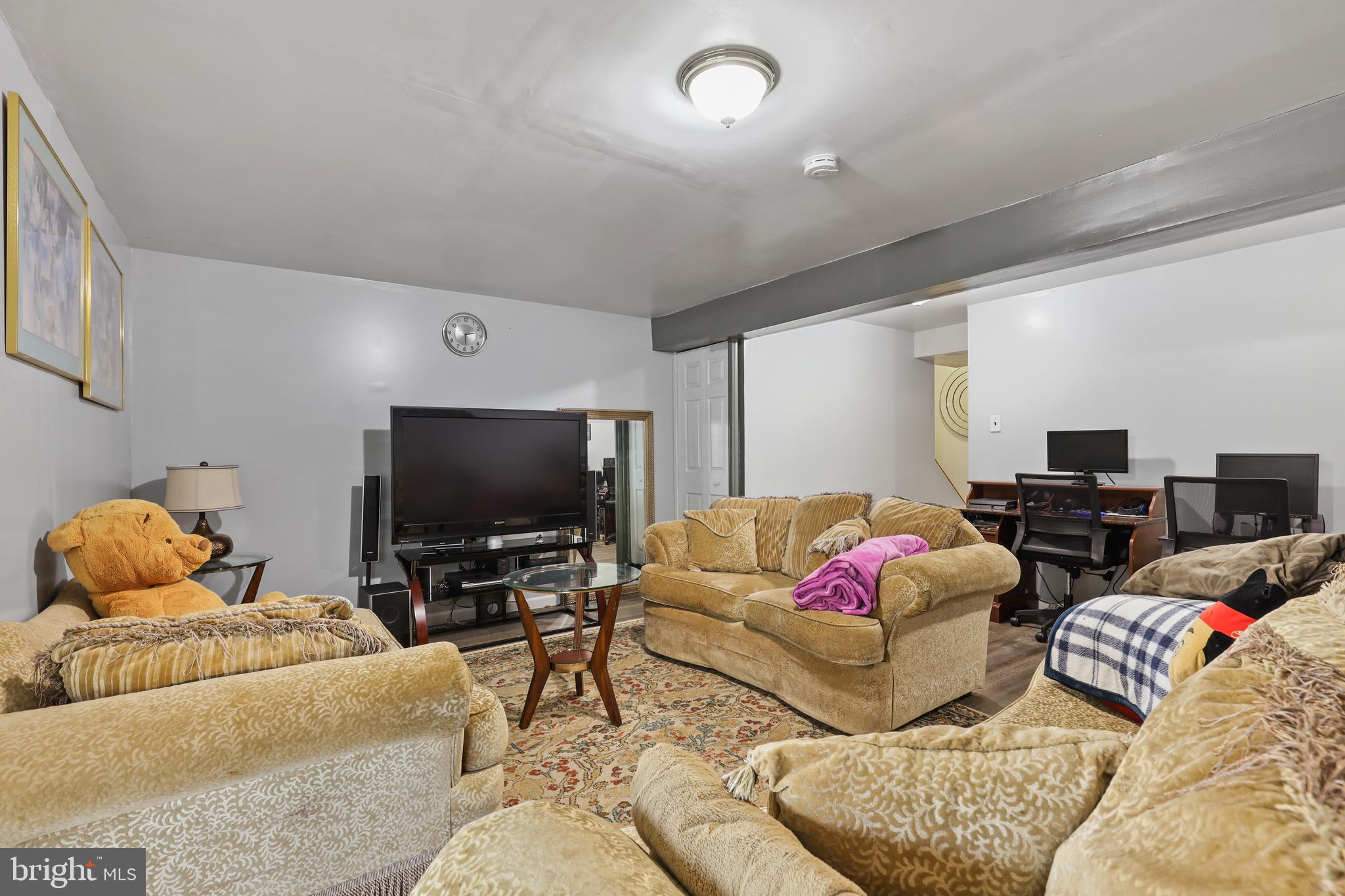 FAIRBROOK - Residential