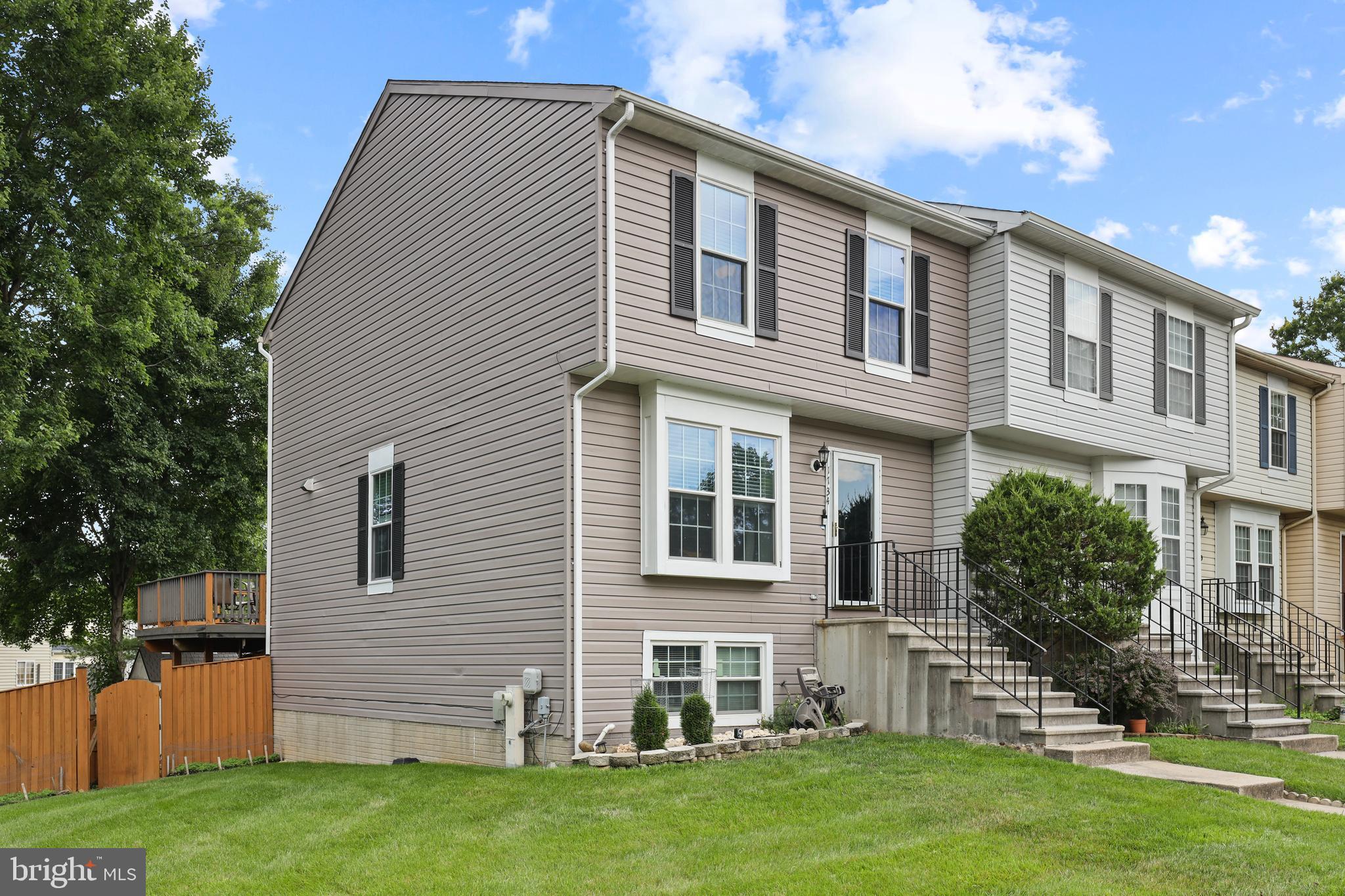 FAIRBROOK - Residential