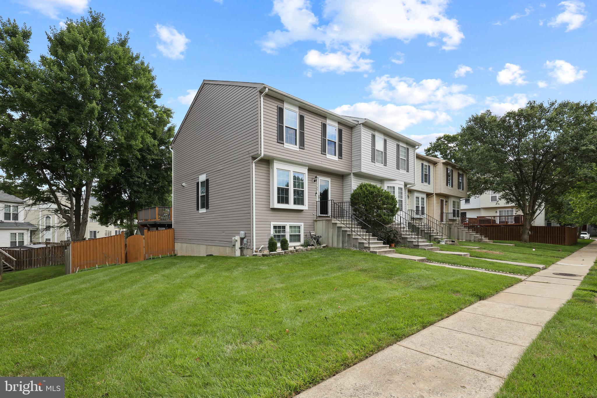 FAIRBROOK - Residential