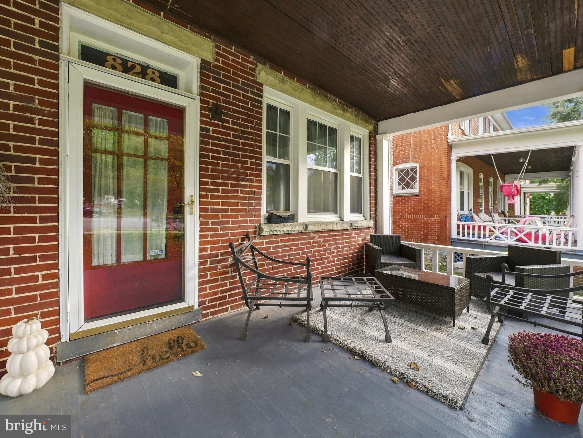 828 HAMILTON BOULEVARD