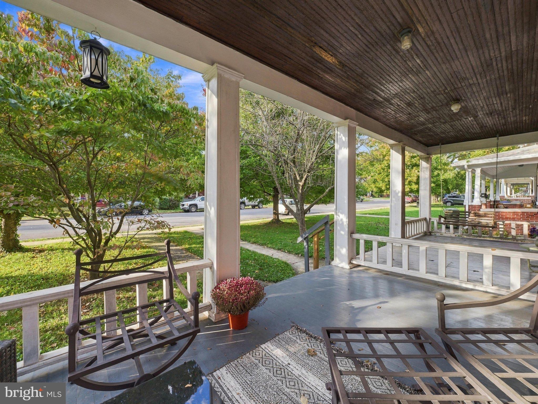 828 HAMILTON BOULEVARD