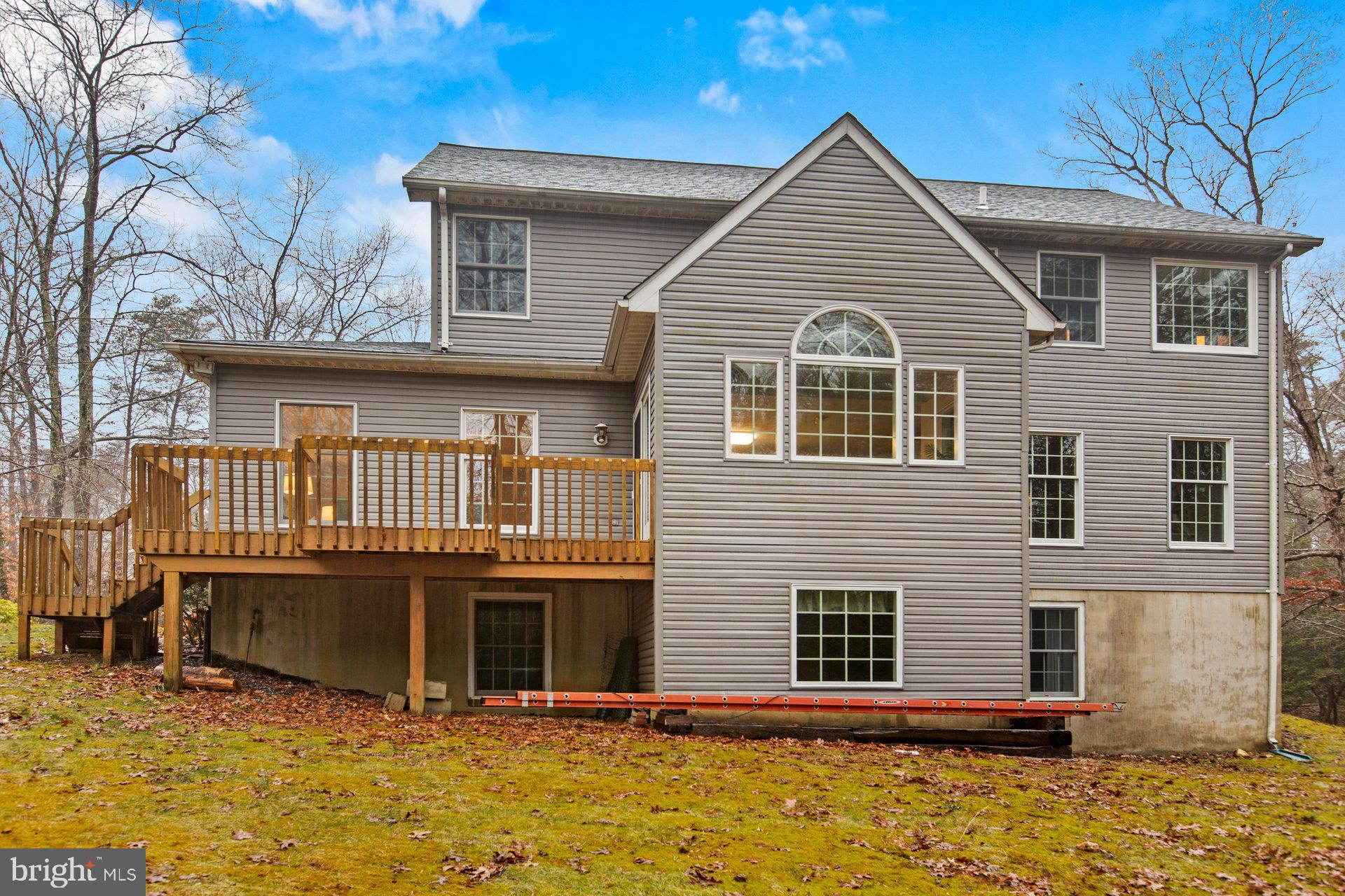 CHESTNUT RIDGE - Residential